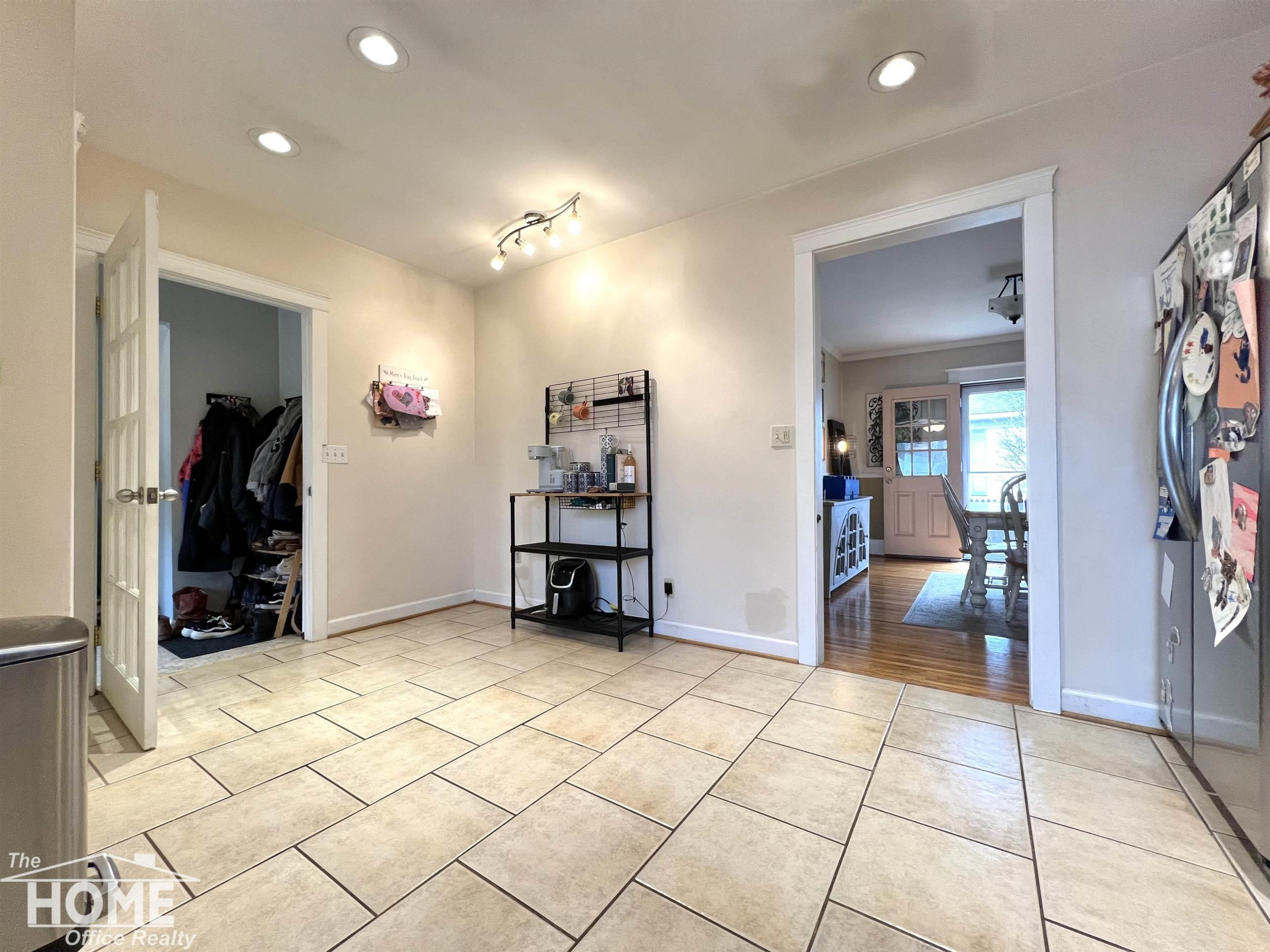 707 W King Street, Owosso, MI 48867 — Photo 18