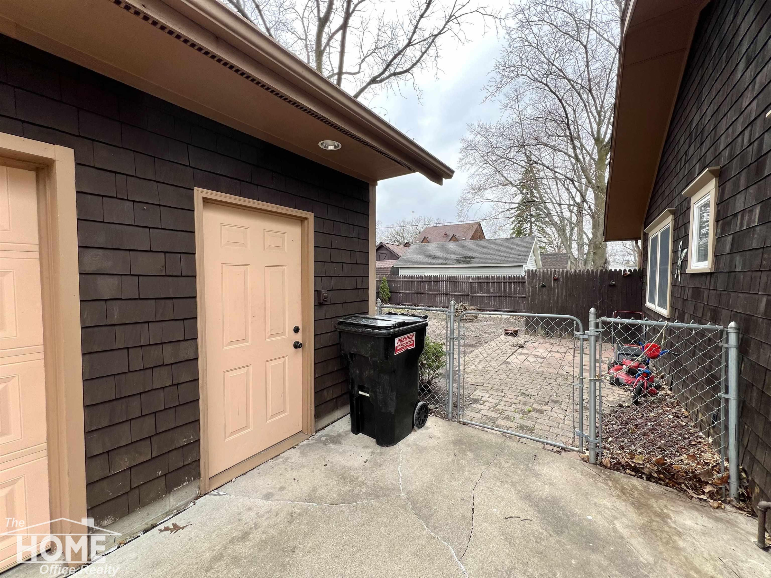 707 W King Street, Owosso, MI 48867 — Photo 43