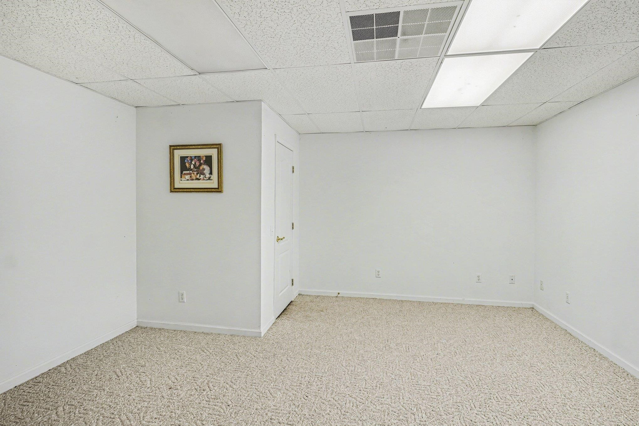6131 Pine Creek Court, Grand Blanc, MI 48439 — Photo 24