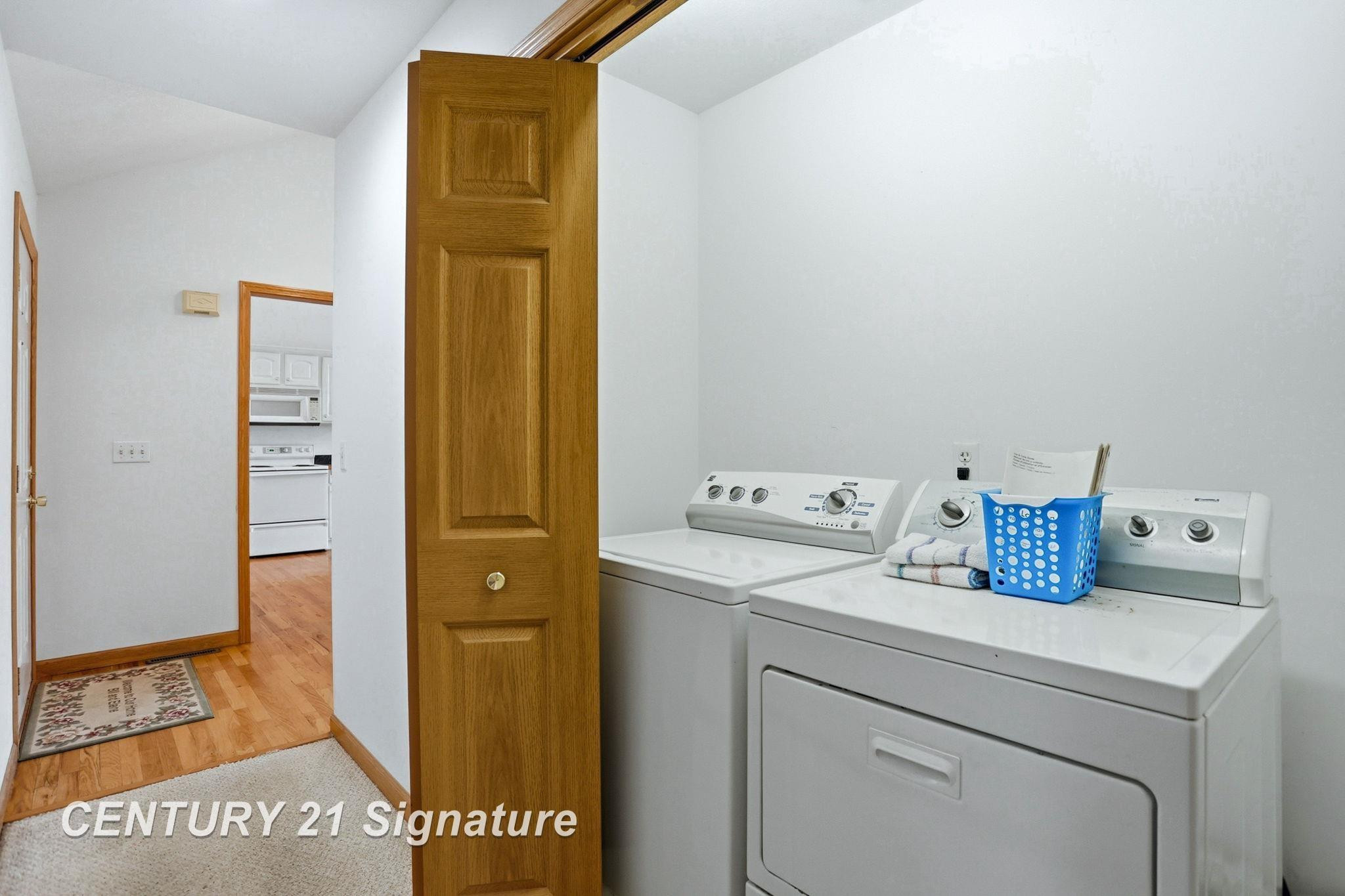 1215 Kennely Road, Saginaw, MI 48609 — Photo 33