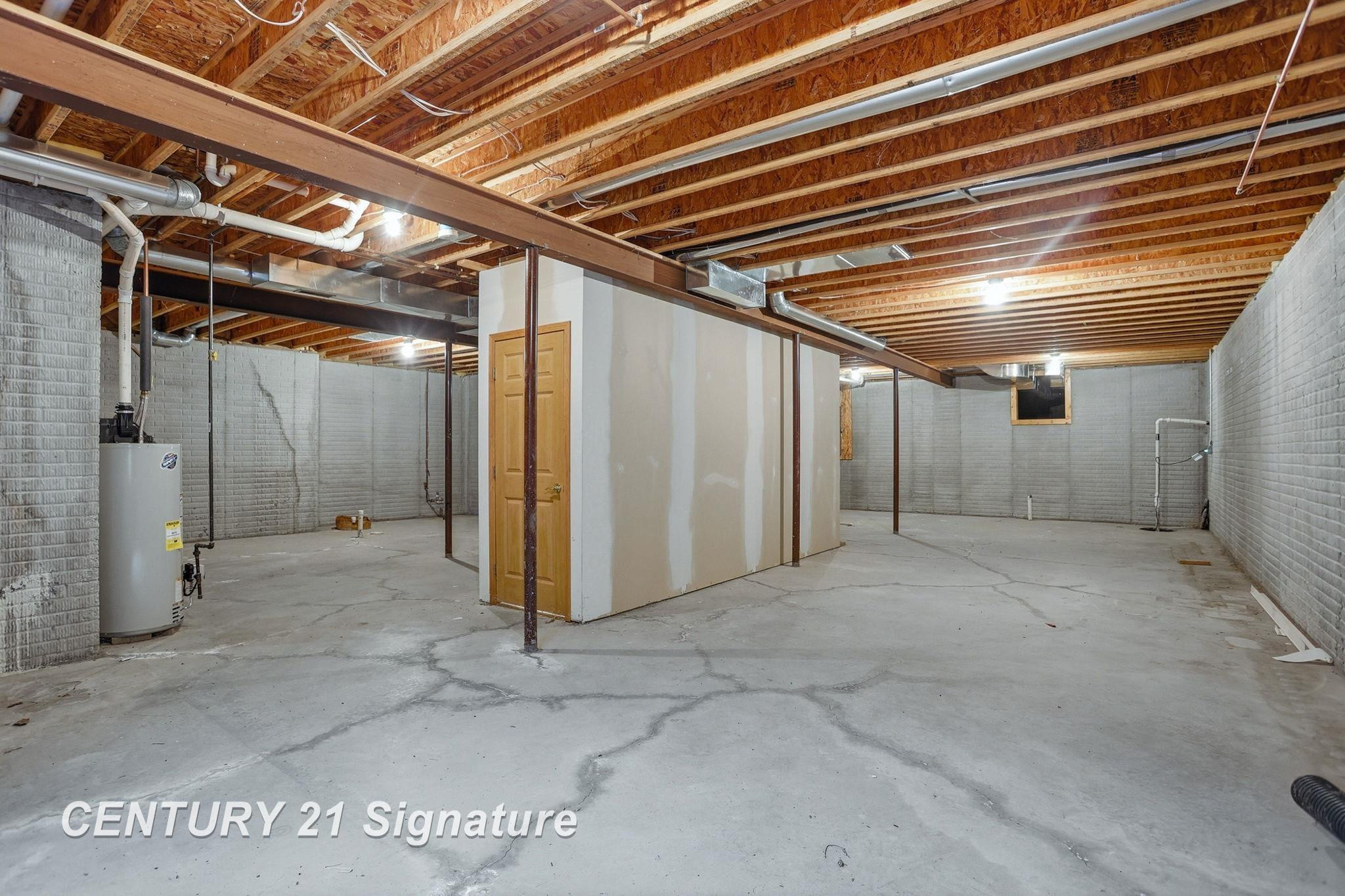 1215 Kennely Road, Saginaw, MI 48609 — Photo 35