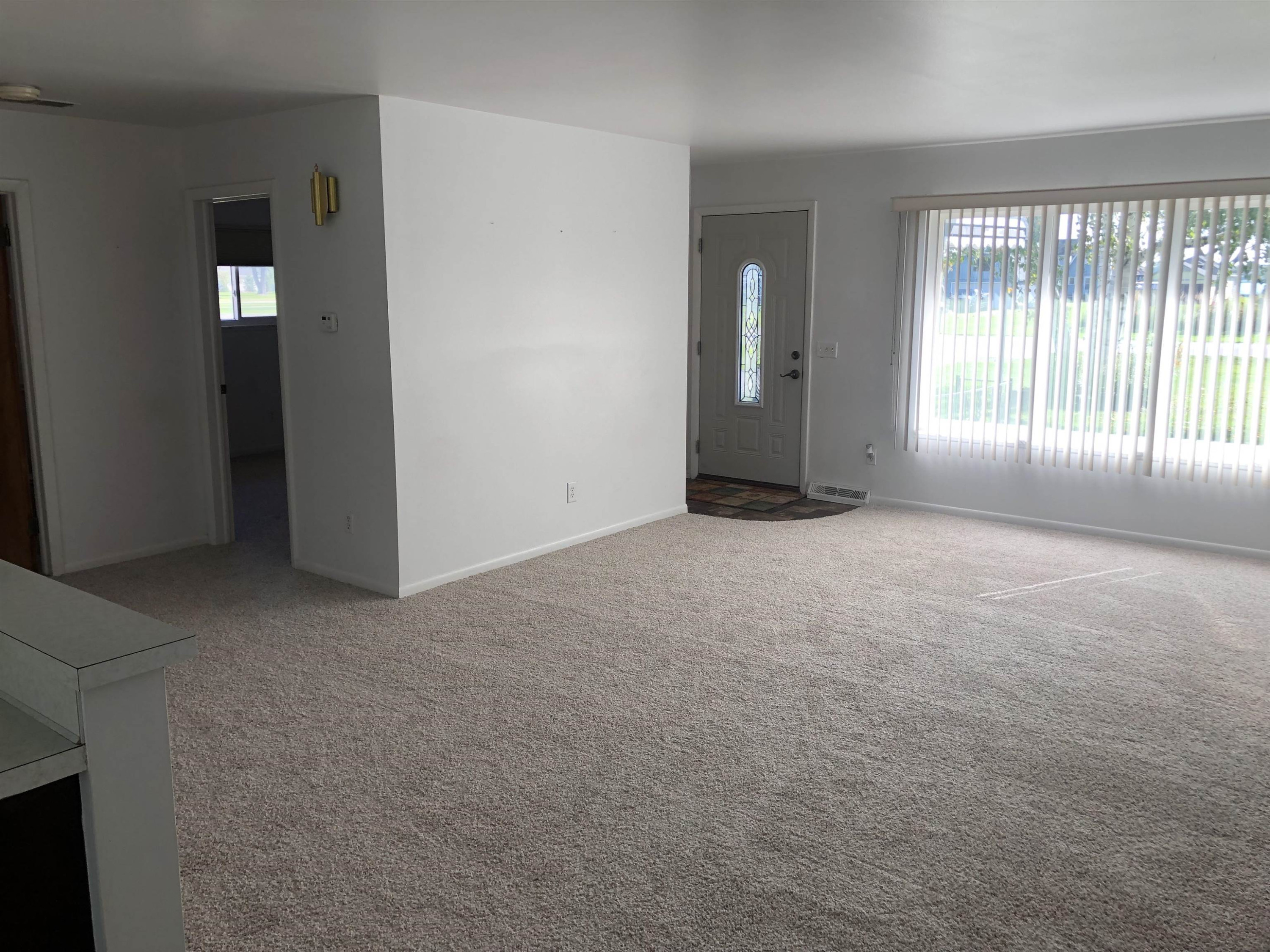 5508 Pointe Drive, MI — Photo 3