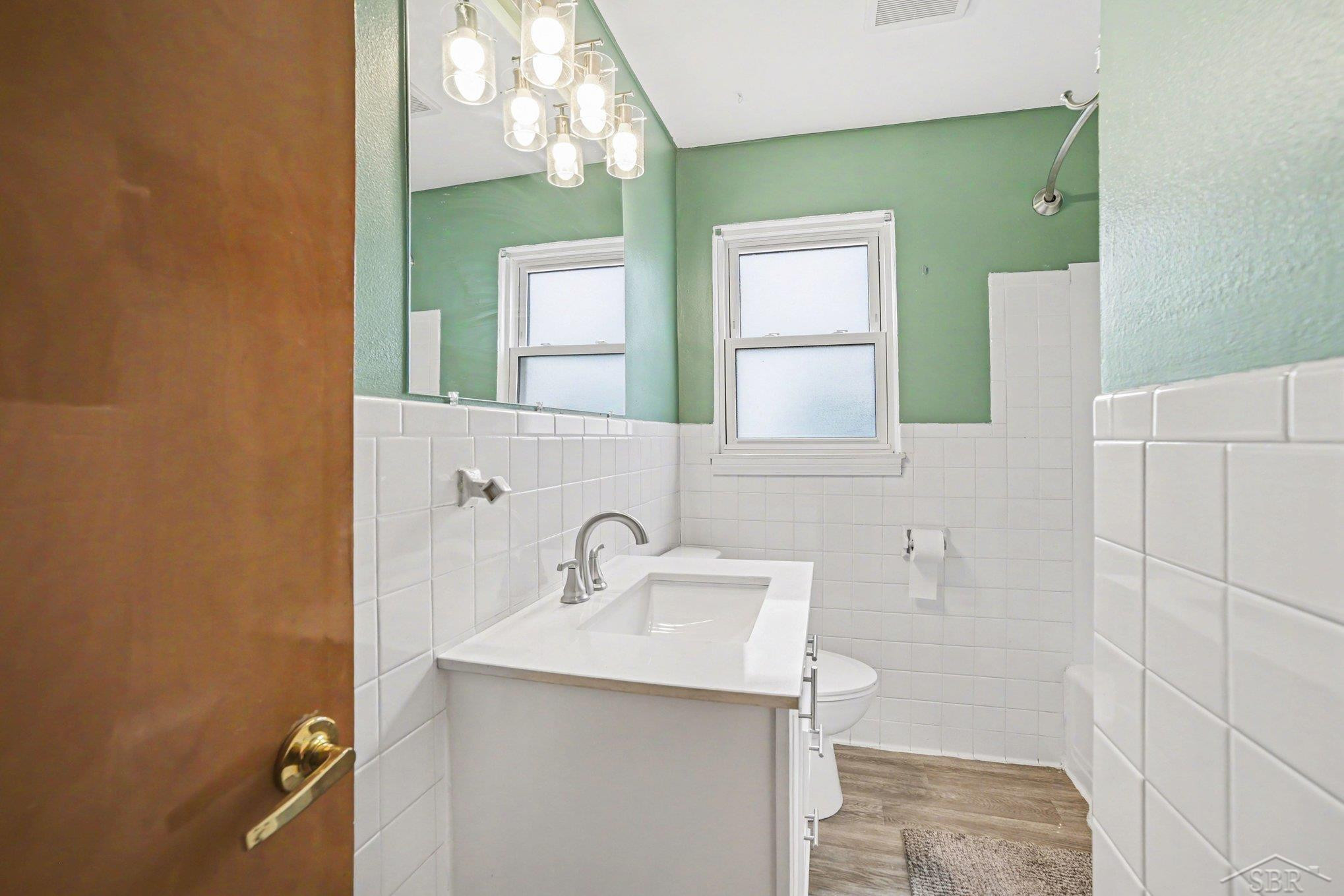 704 Marsac Street, Bay City, MI 48708 — Photo 8