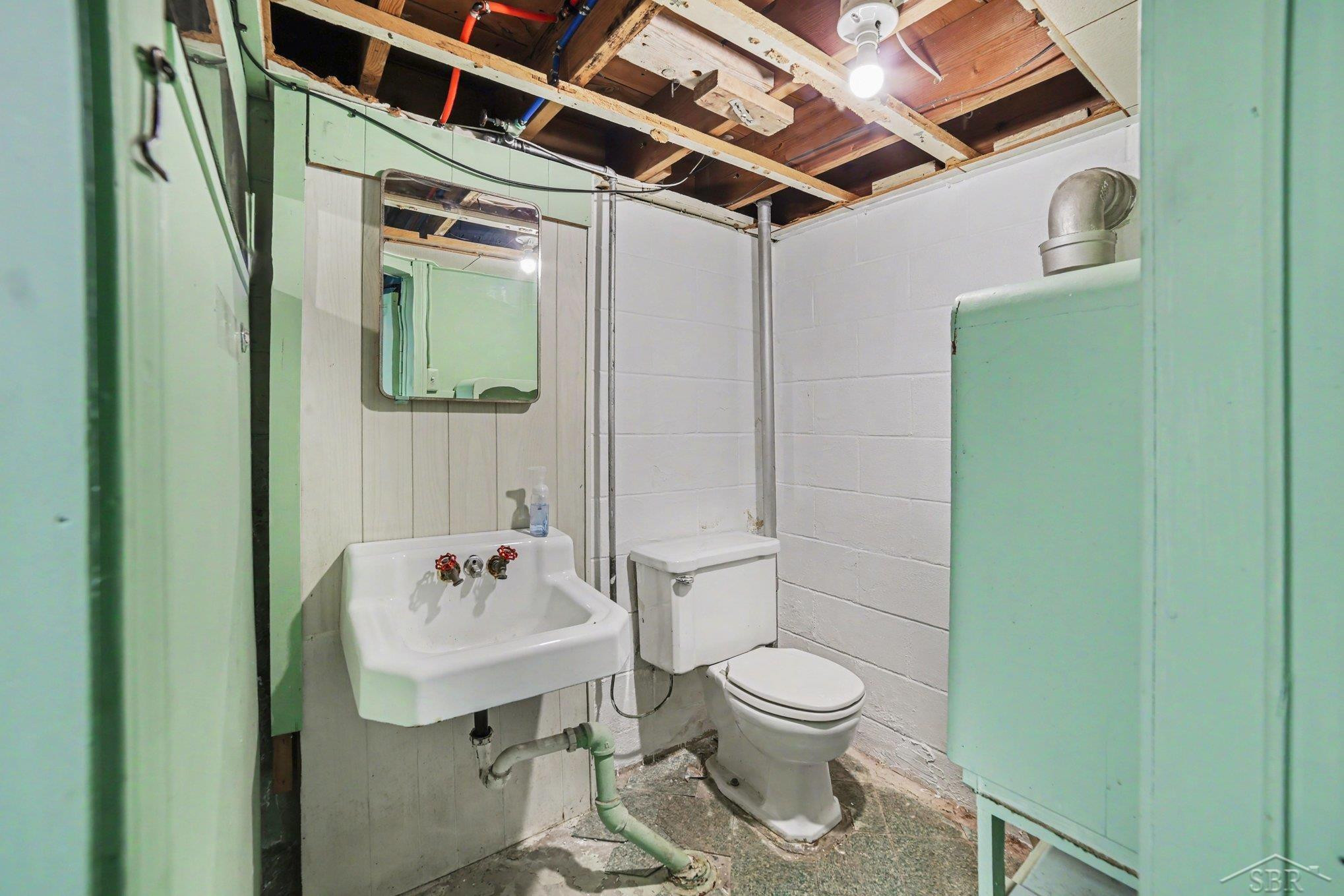 704 Marsac Street, Bay City, MI 48708 — Photo 11