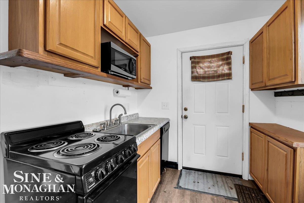 800 Ruskin Avenue, Algonac, MI 48001 — Photo 9