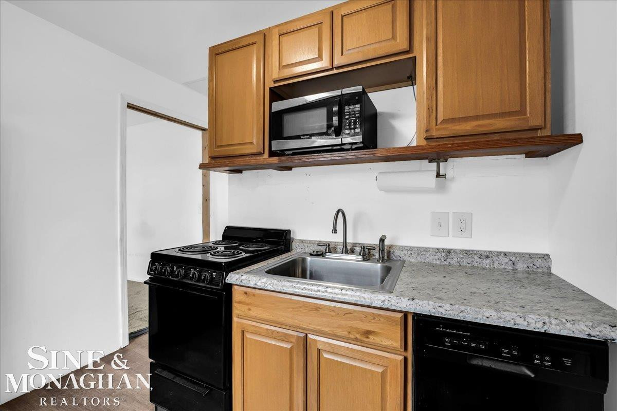 800 Ruskin Avenue, Algonac, MI 48001 — Photo 10