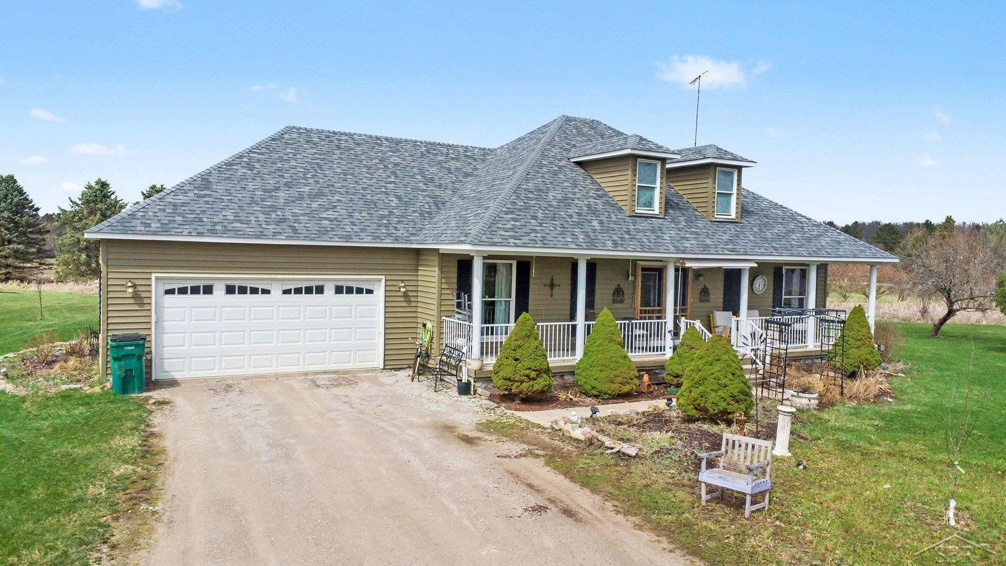 5898 Tody Road, MI — Photo 3
