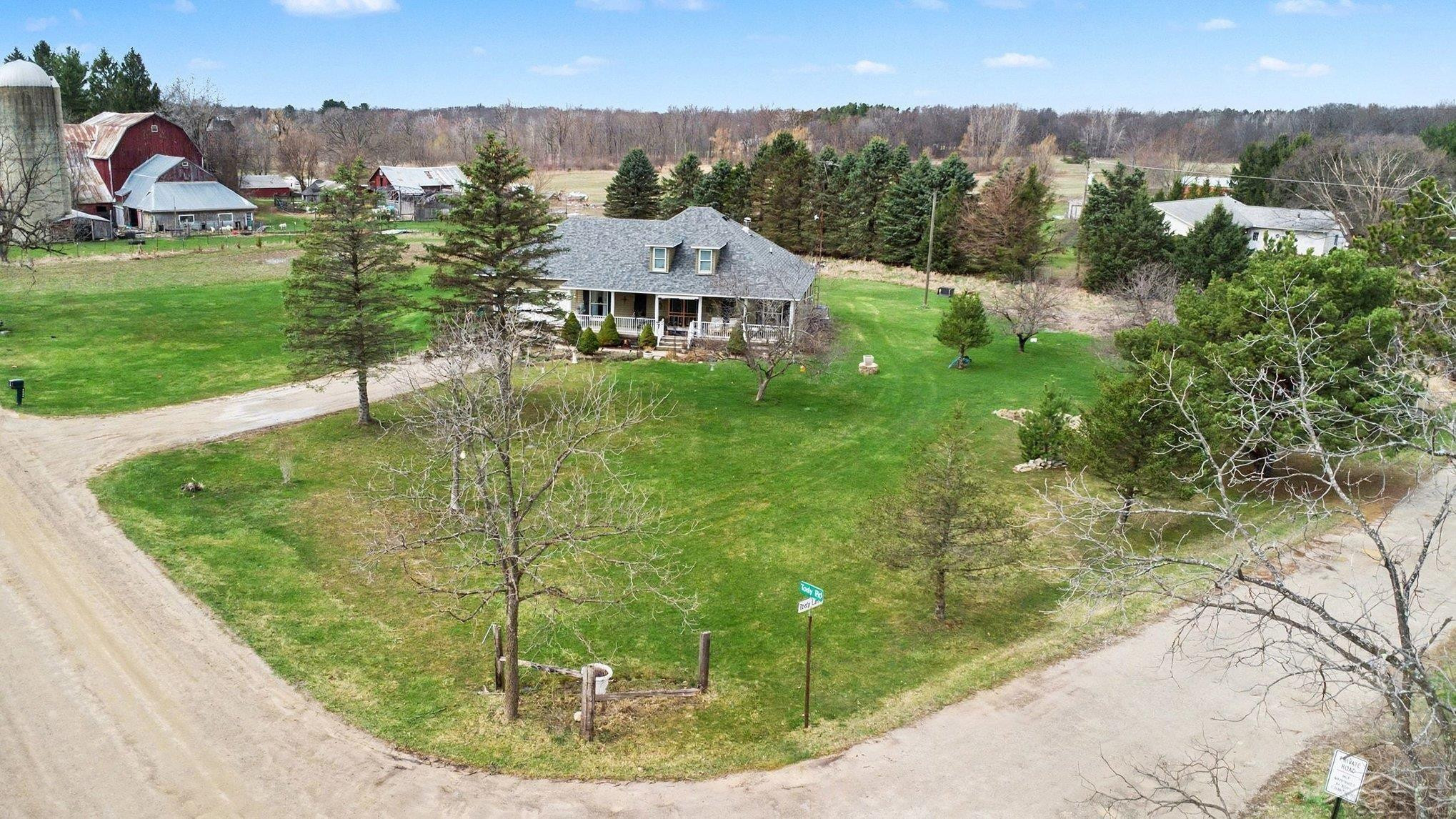 5898 Tody Road, MI — Photo 38