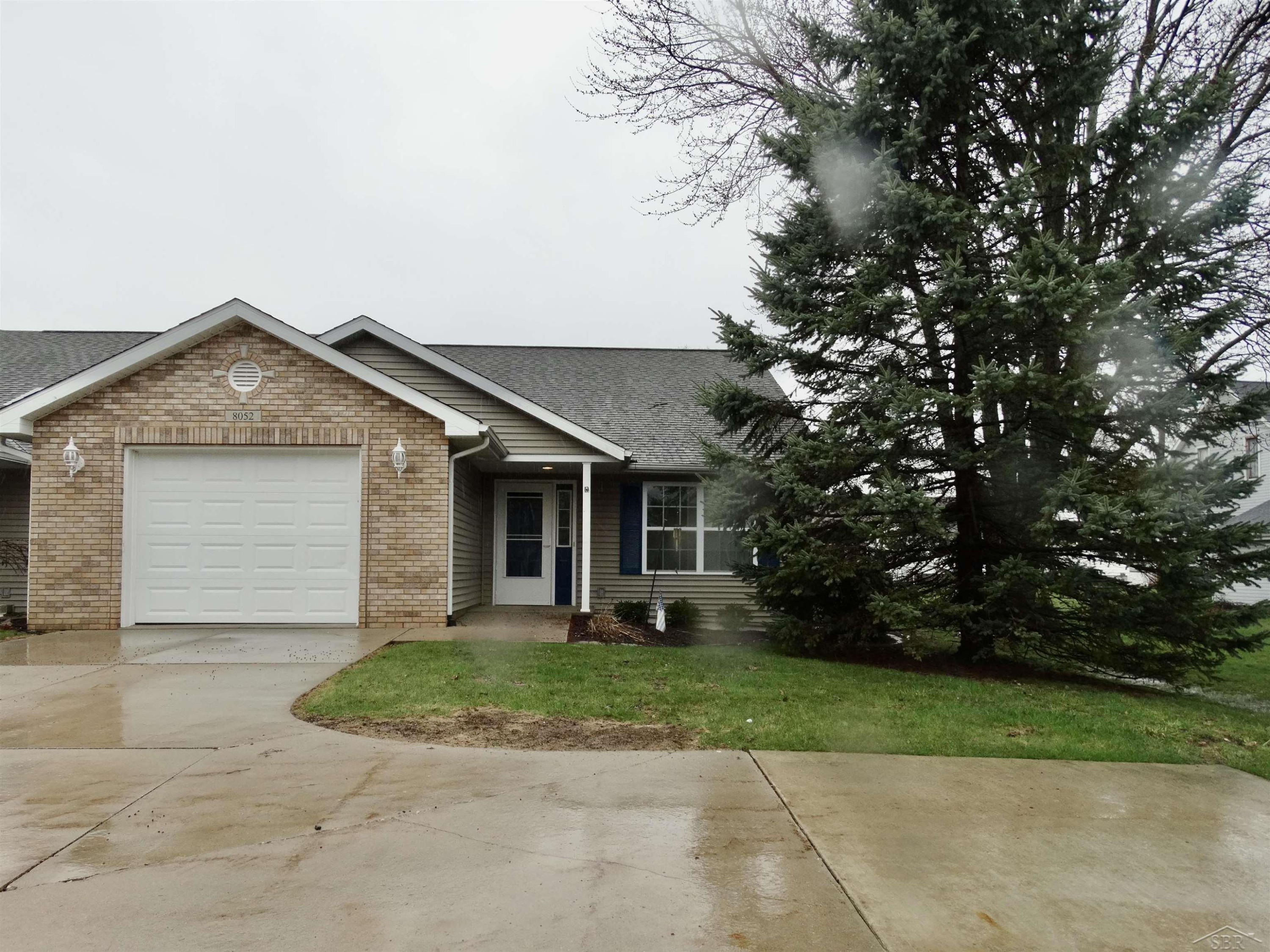 8052 Lynn Street, Birch Run, MI 48415 — front exterior