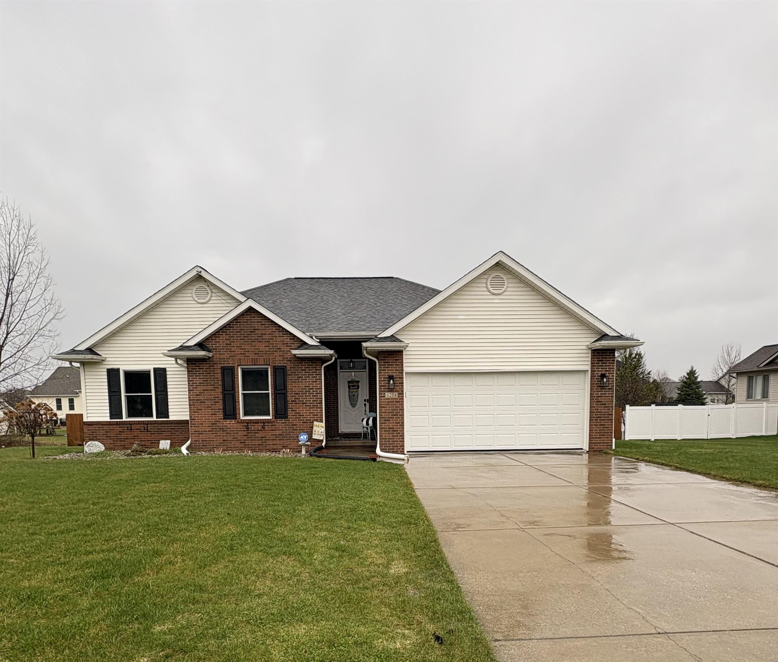 6254 Boulder Drive, Flushing, MI 48433 — front exterior