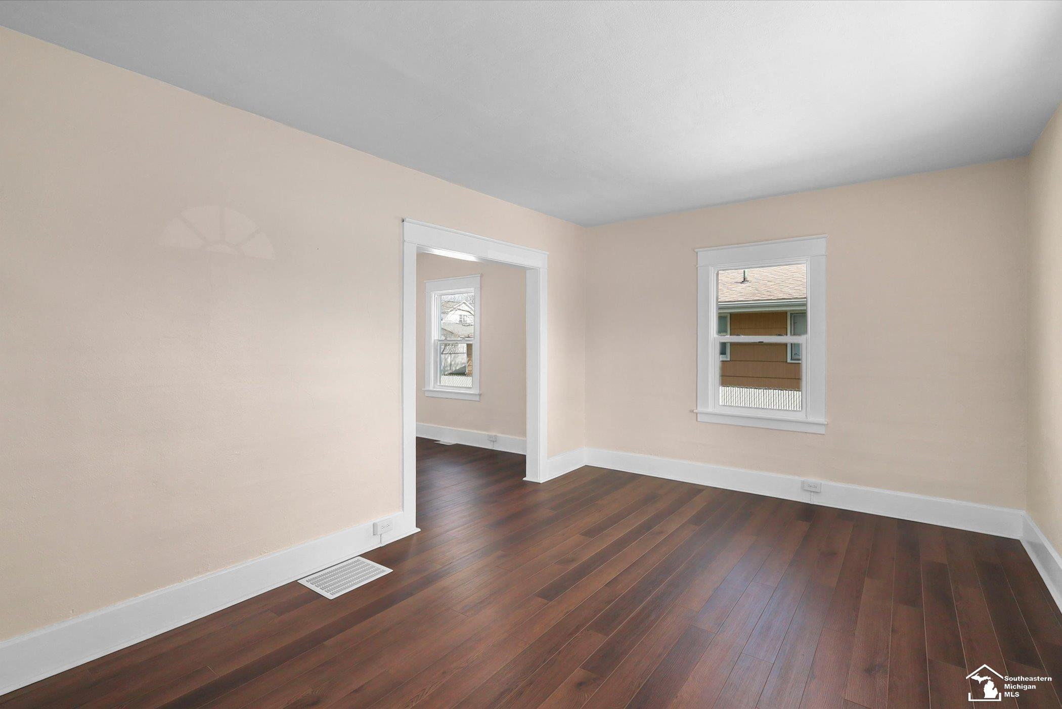 537 Maple Boulevard, Monroe, MI 48162 — Photo 5