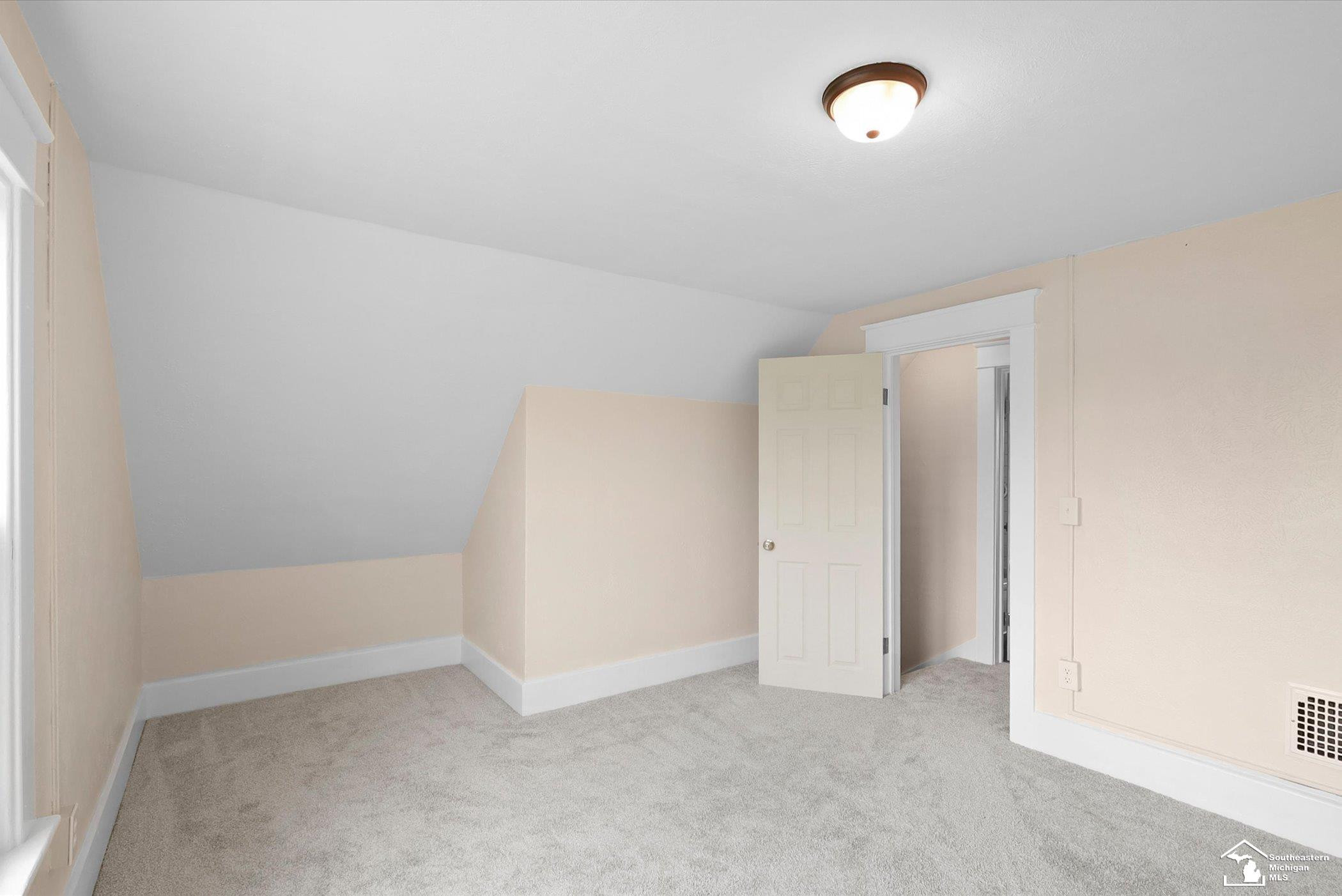 537 Maple Boulevard, Monroe, MI 48162 — Photo 14