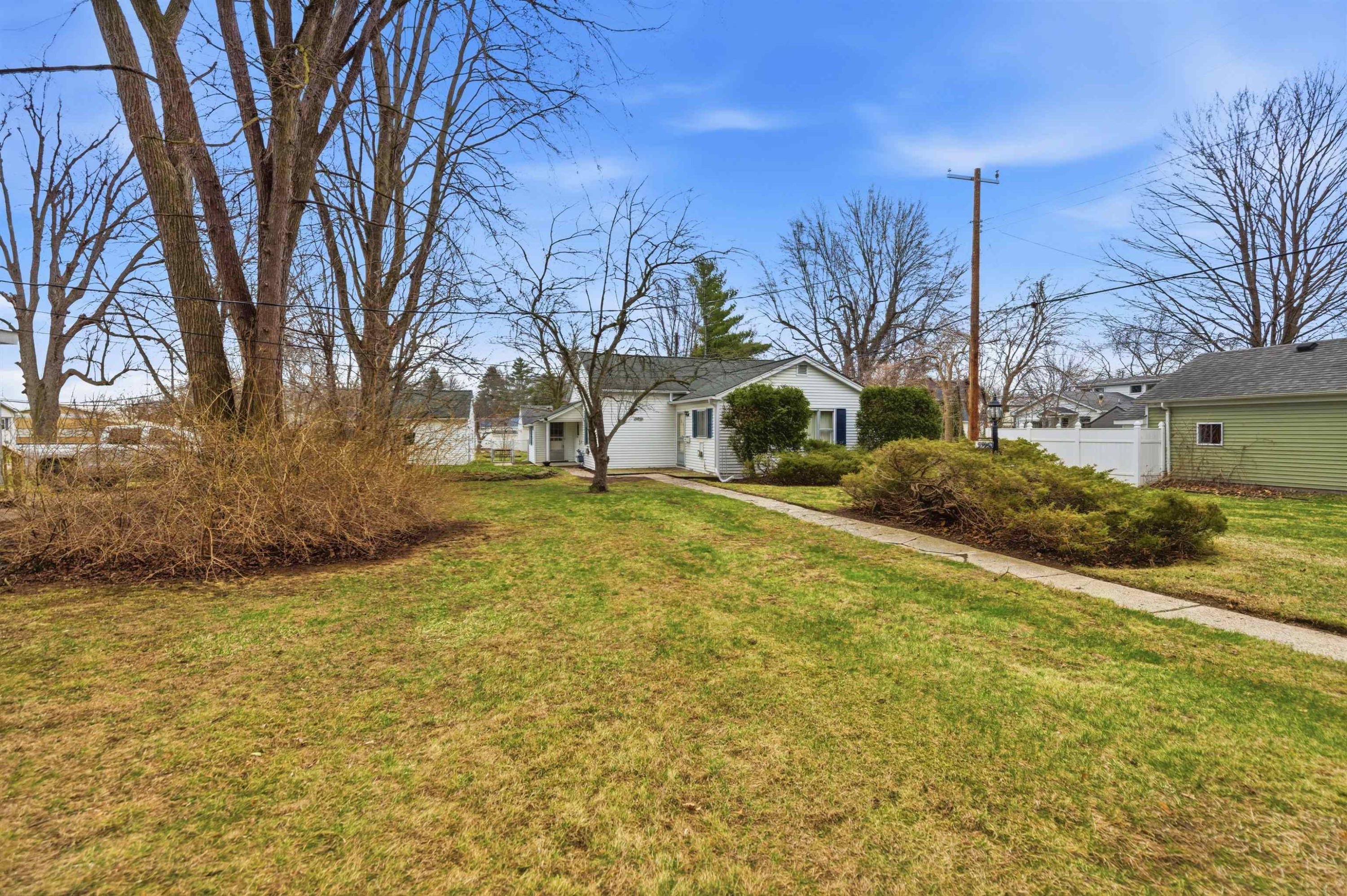 35960 Monroe Street, Richmond, MI 48062 — front exterior