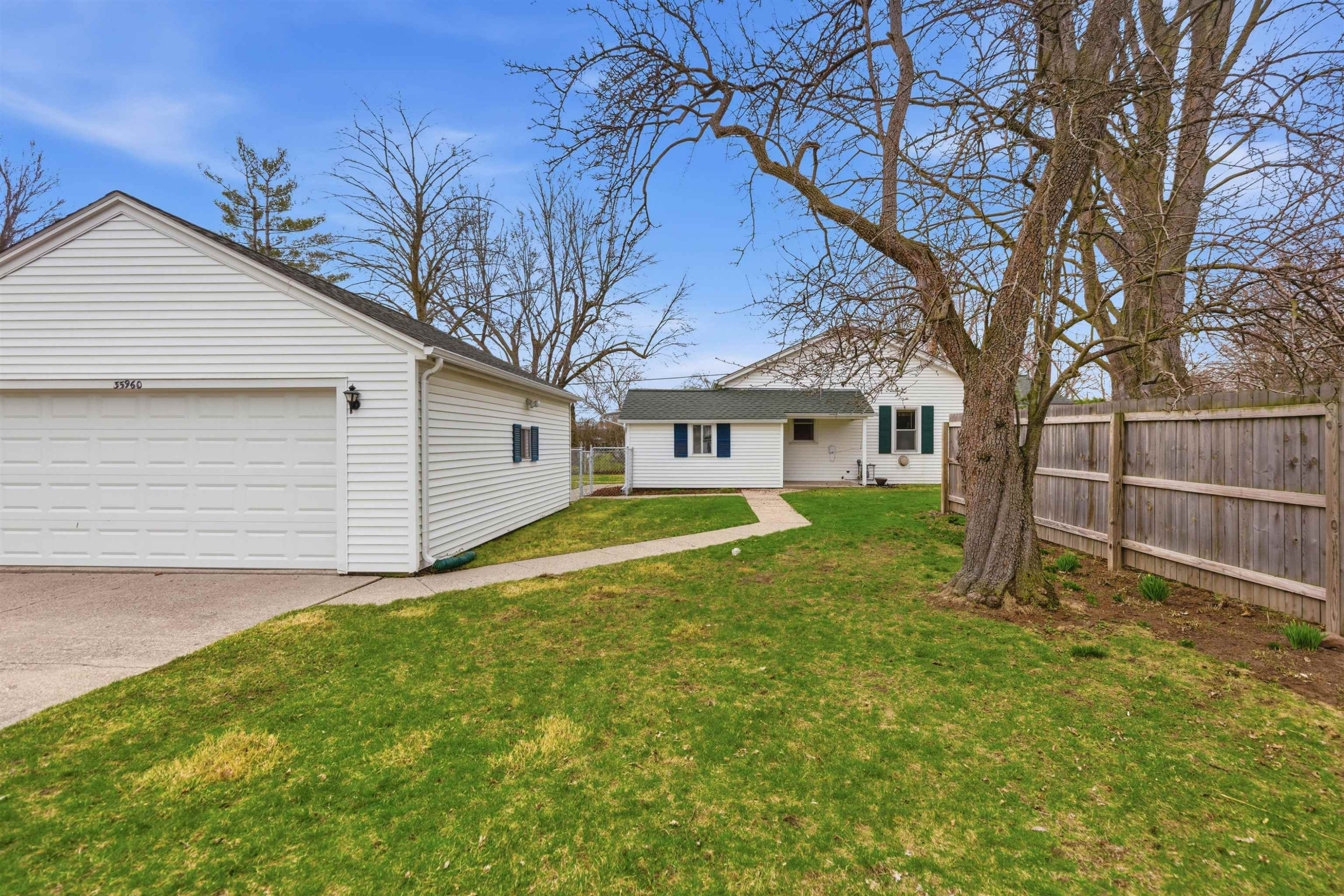 35960 Monroe Street, Richmond, MI 48062 — Photo 24