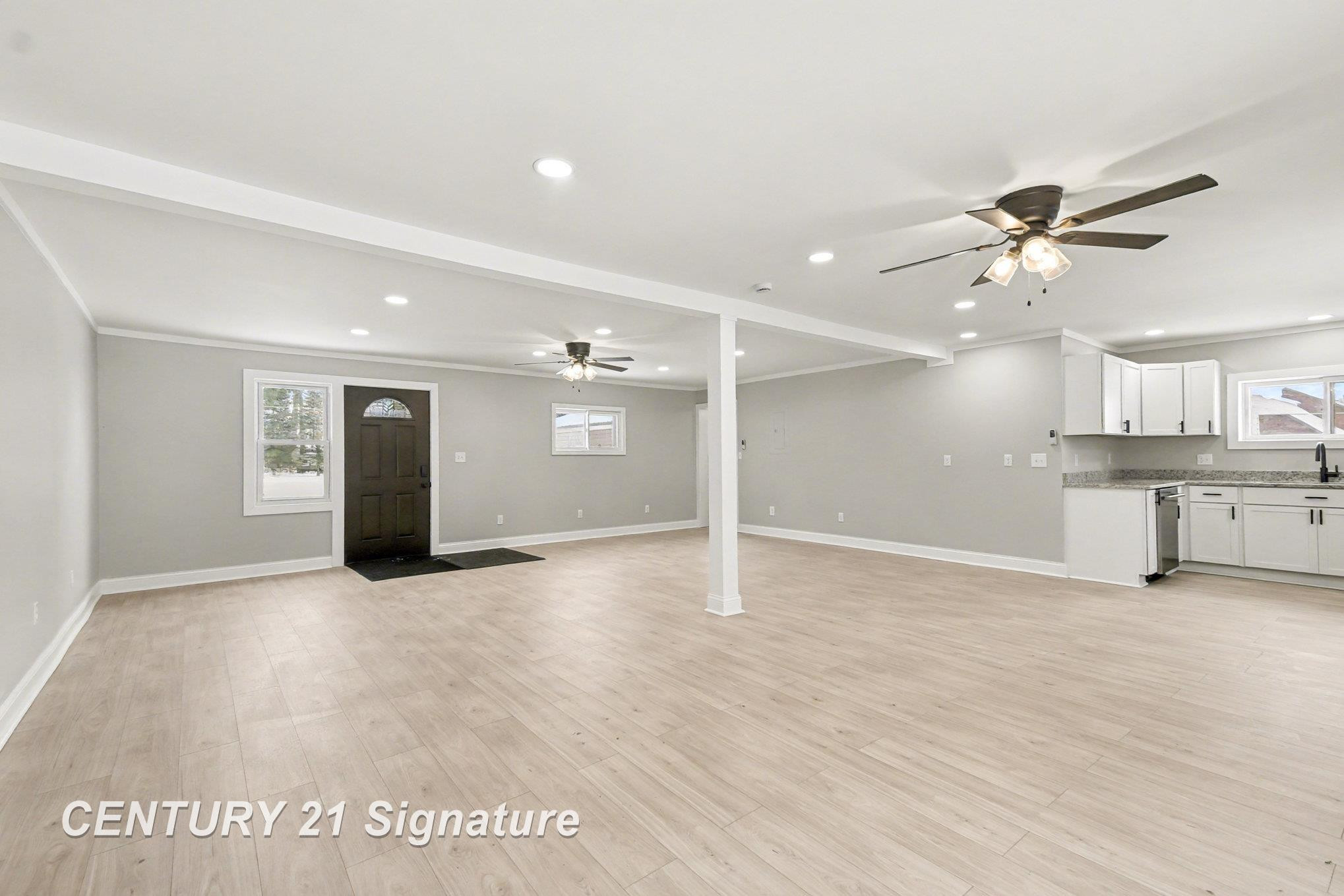 474 W Taylor Drive, Sanford, MI 48657 — Photo 3