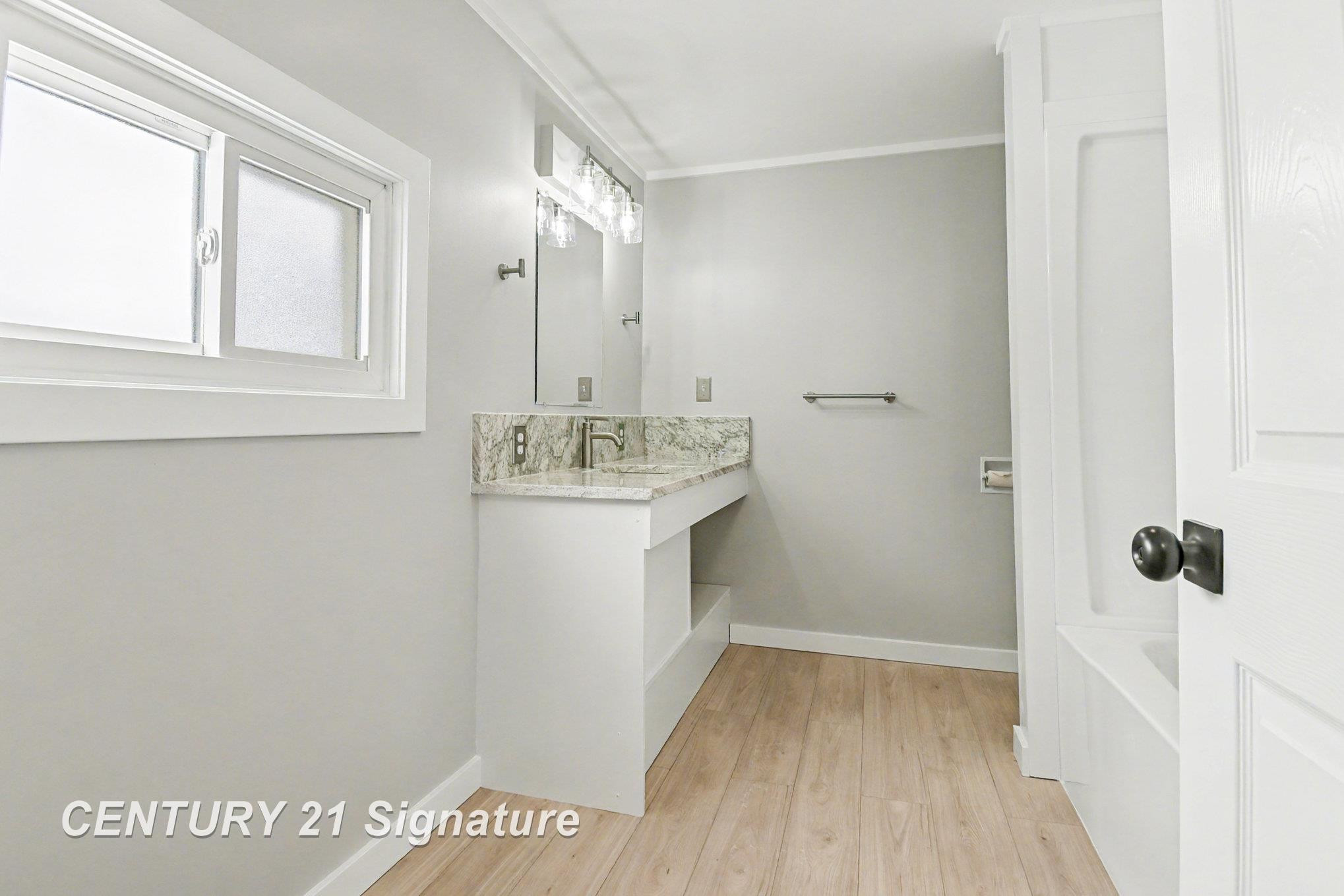474 W Taylor Drive, Sanford, MI 48657 — Photo 14