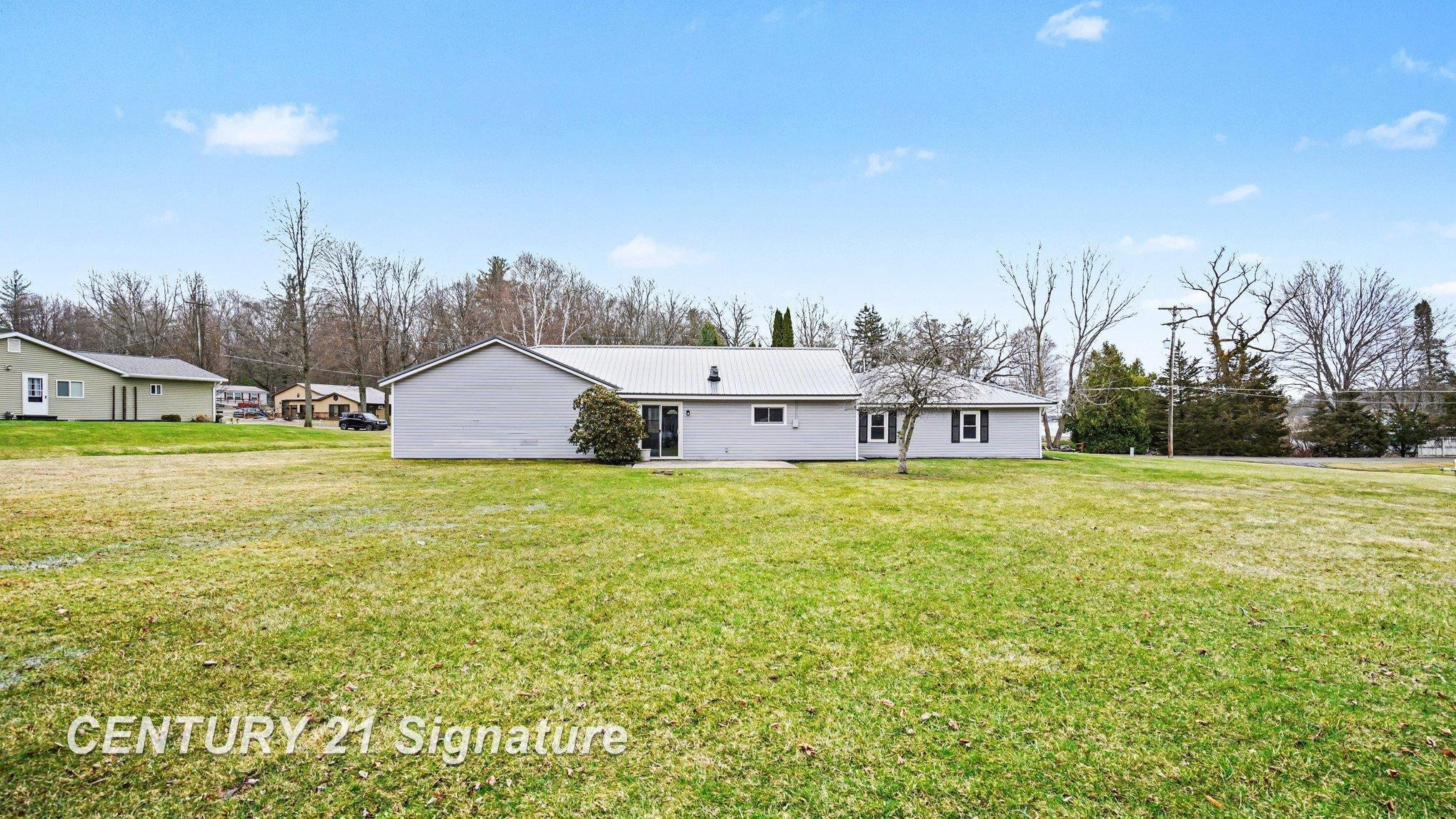 474 W Taylor Drive, Sanford, MI 48657 — Photo 24