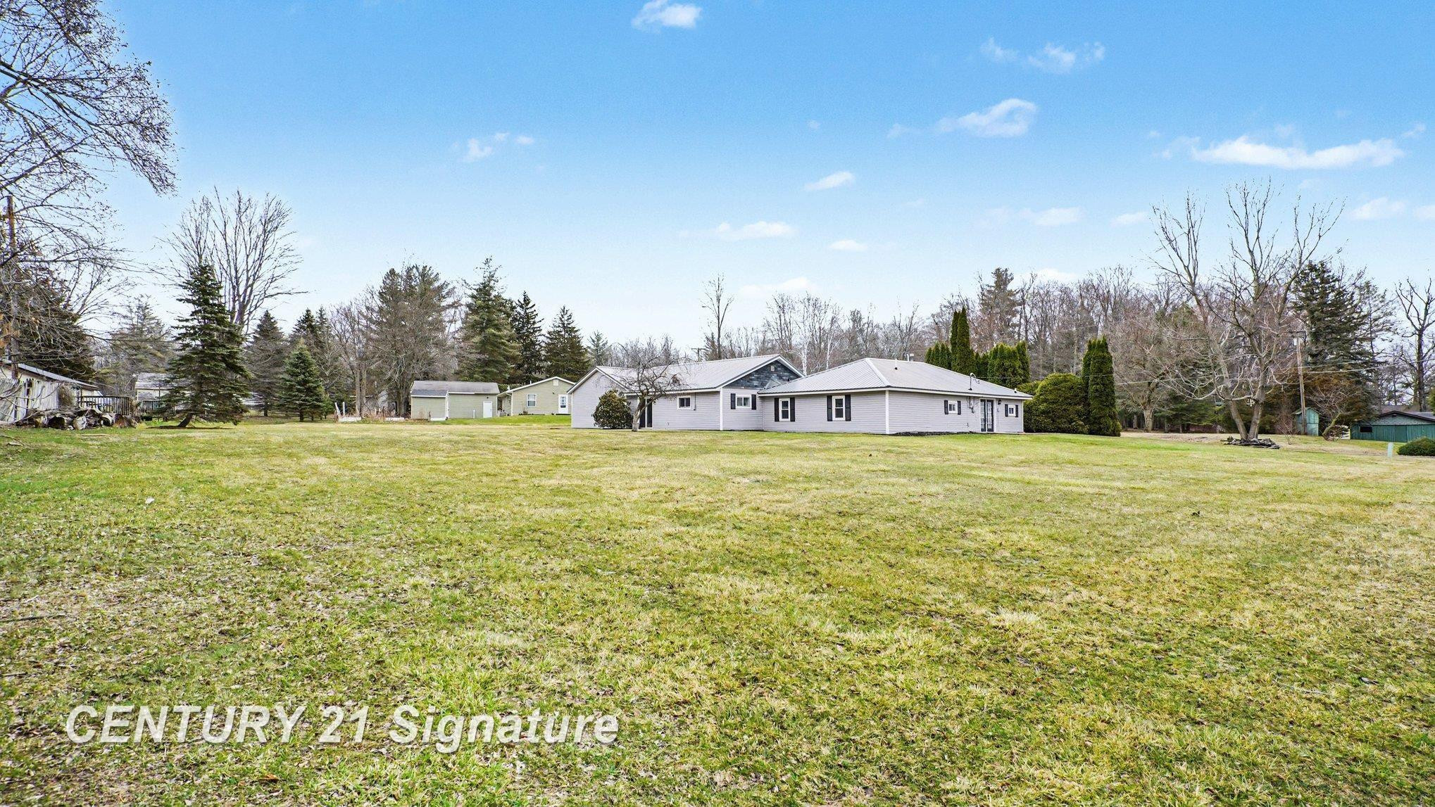 474 W Taylor Drive, Sanford, MI 48657 — Photo 25