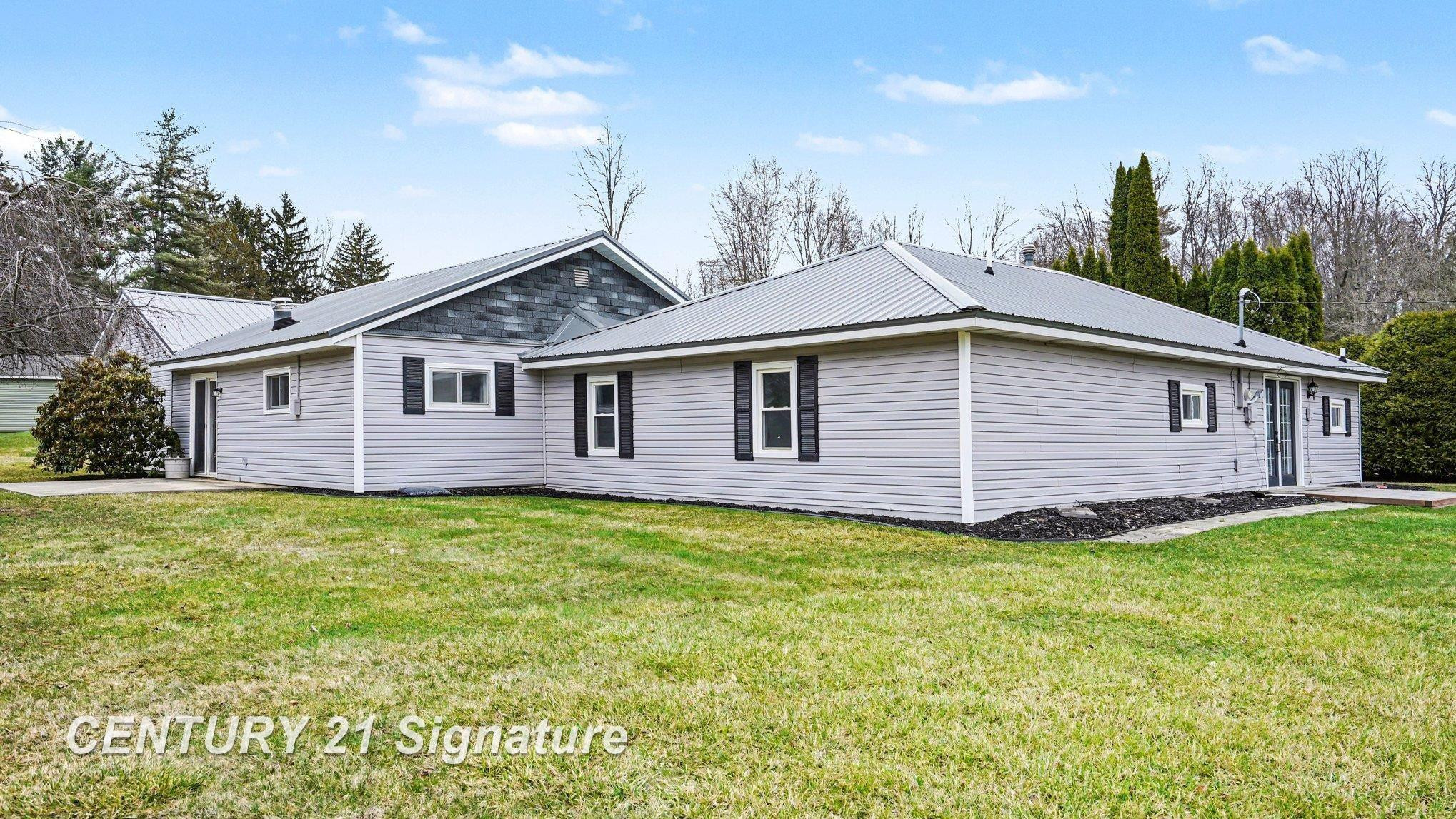 474 W Taylor Drive, Sanford, MI 48657 — Photo 26