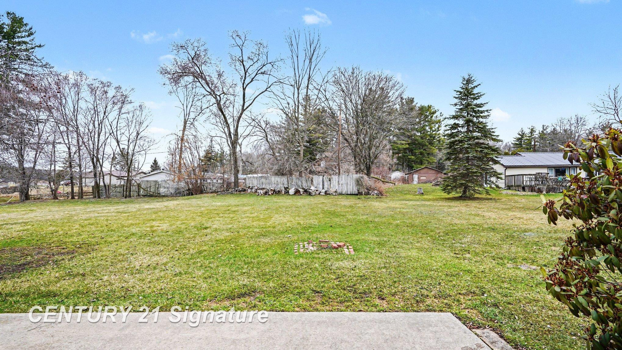 474 W Taylor Drive, Sanford, MI 48657 — Photo 31