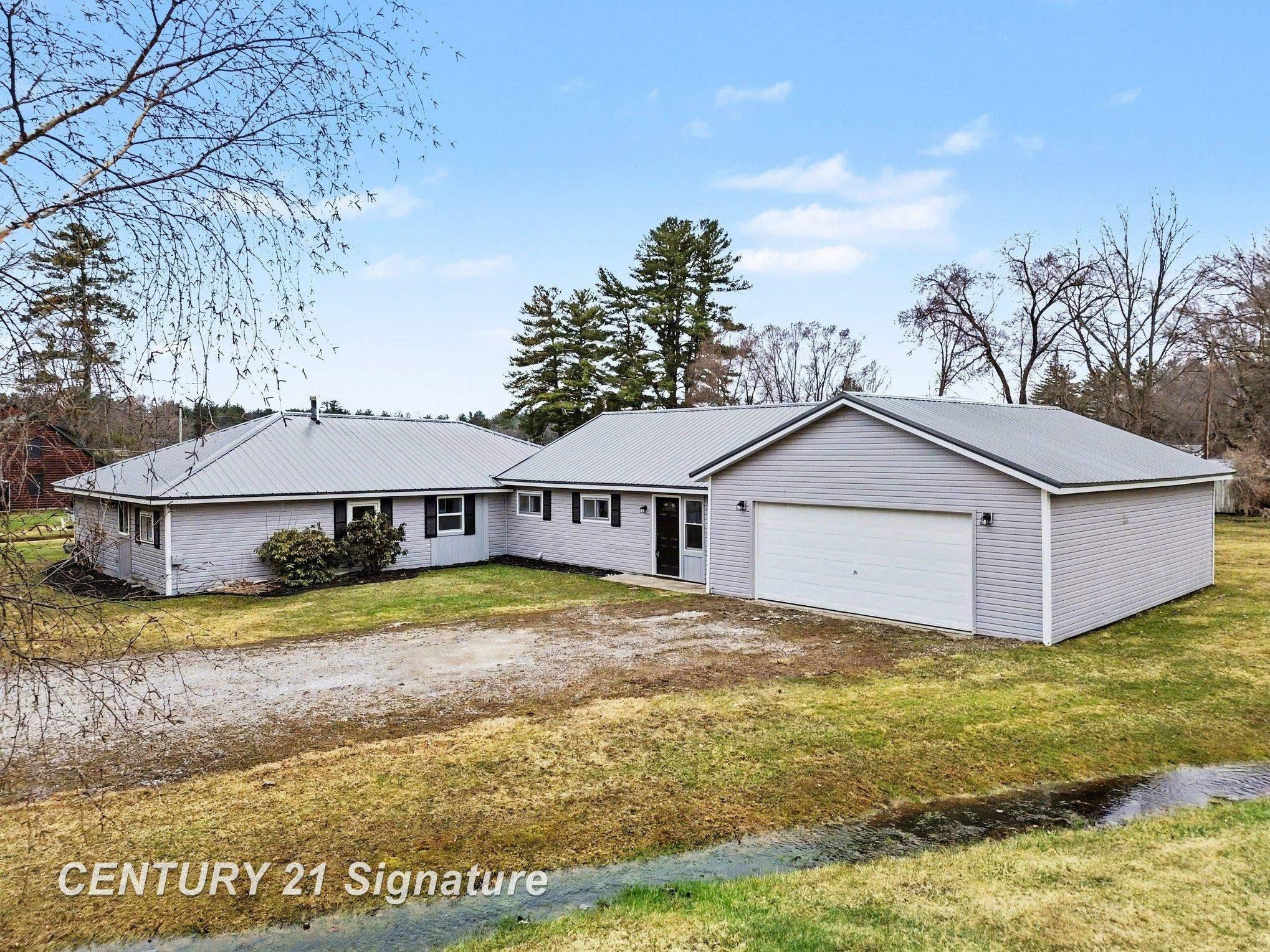 474 W Taylor Drive, Sanford, MI 48657 — Photo 34