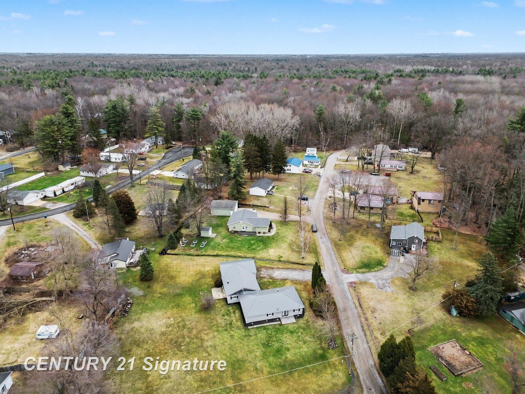 474 W Taylor Drive, Sanford, MI 48657 — Photo 37