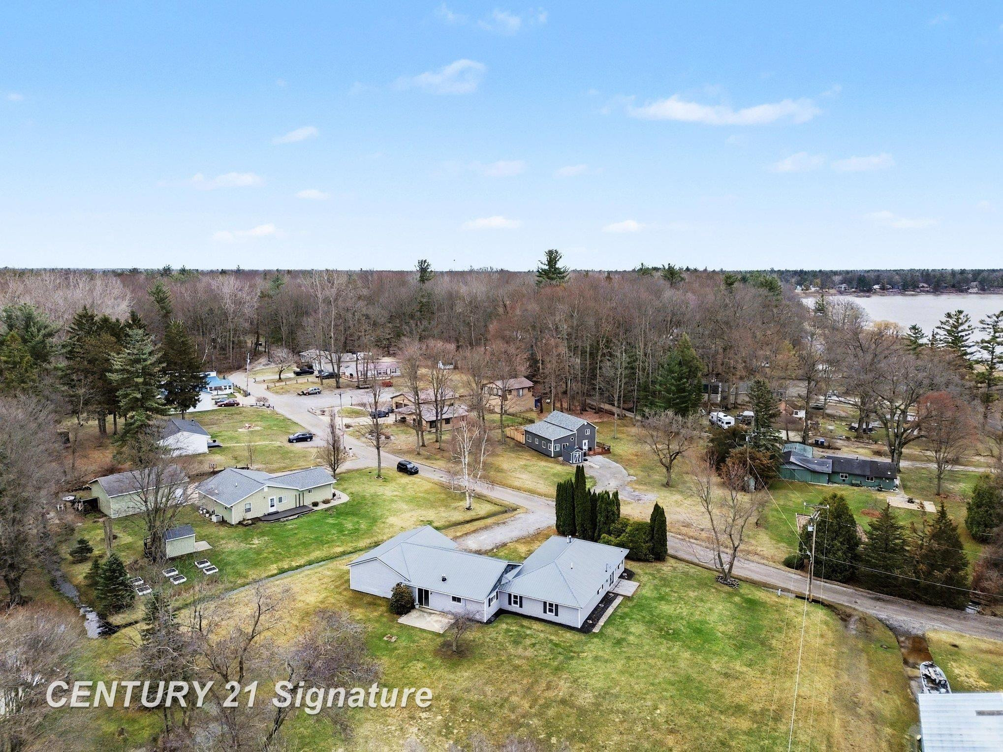 474 W Taylor Drive, Sanford, MI 48657 — Photo 39