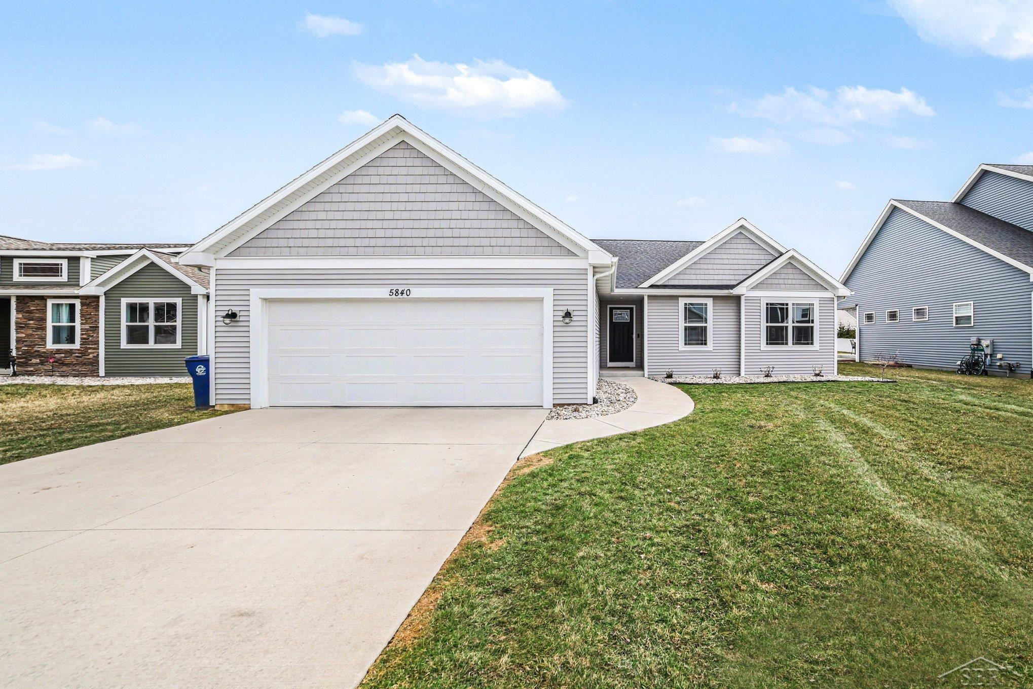 5840 Cotton Top Crest, Freeland, MI 48623 — Photo 2