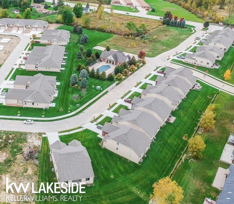 30009 Quincy Street, New Baltimore, MI — Photo 2