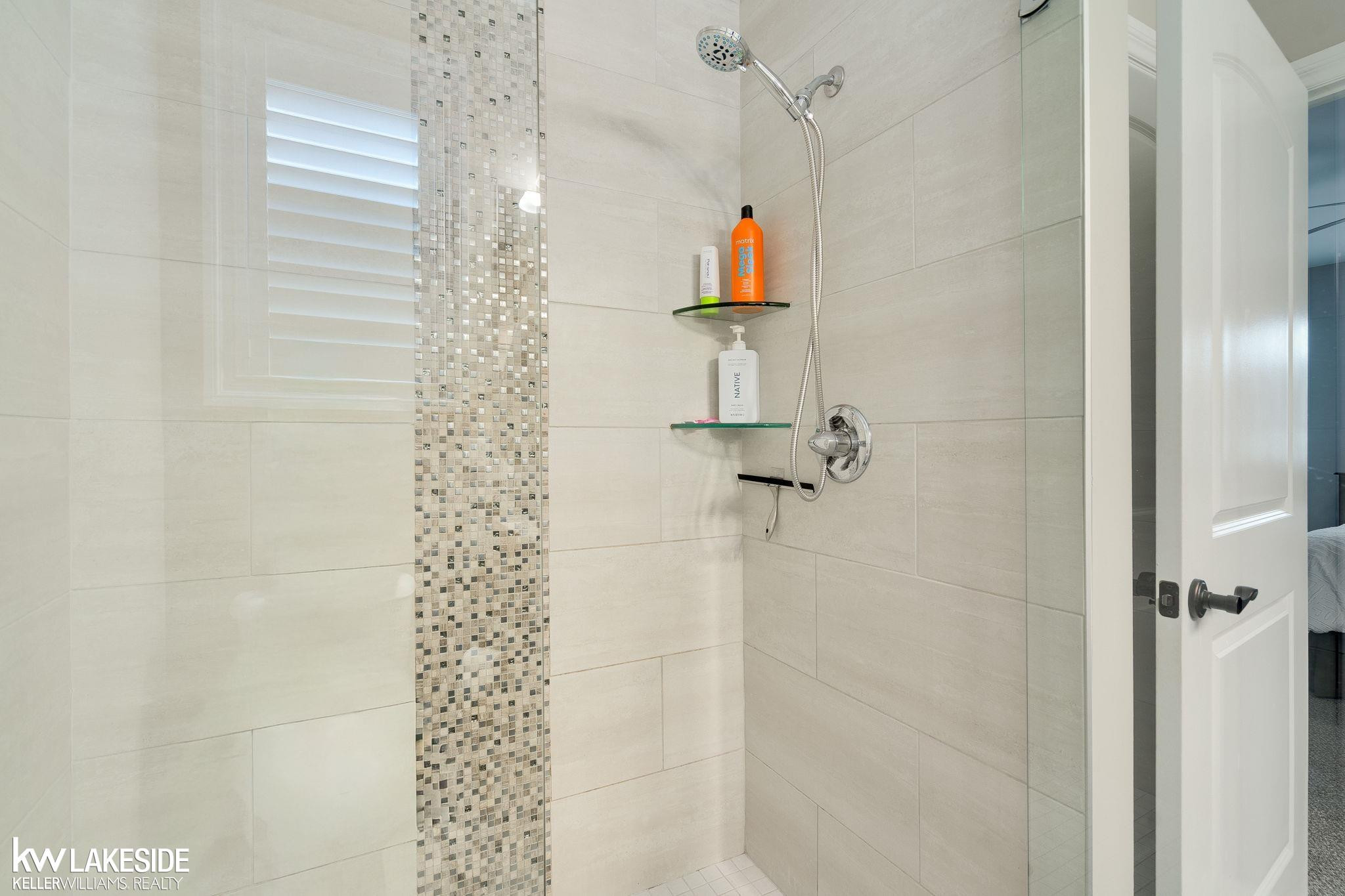 30009 Quincy Street, New Baltimore, MI — Photo 5