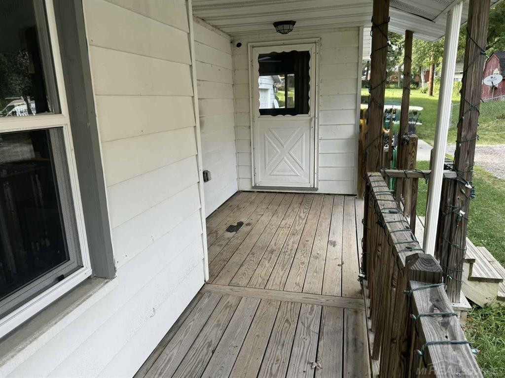 513 E Saint Clair Street, Almont, MI 48003 — Photo 18