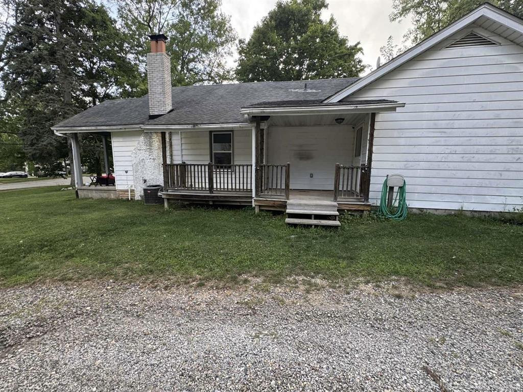 513 E Saint Clair Street, Almont, MI 48003 — Photo 20