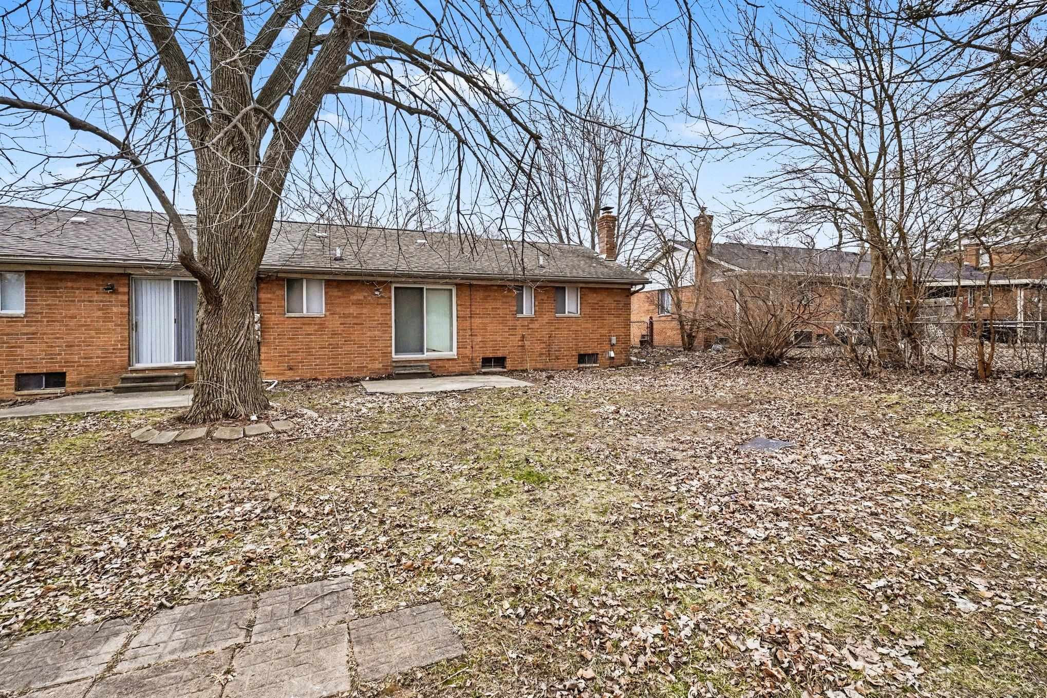 3505 Ridgecliffe Drive, Flint, MI 48532 — Photo 17