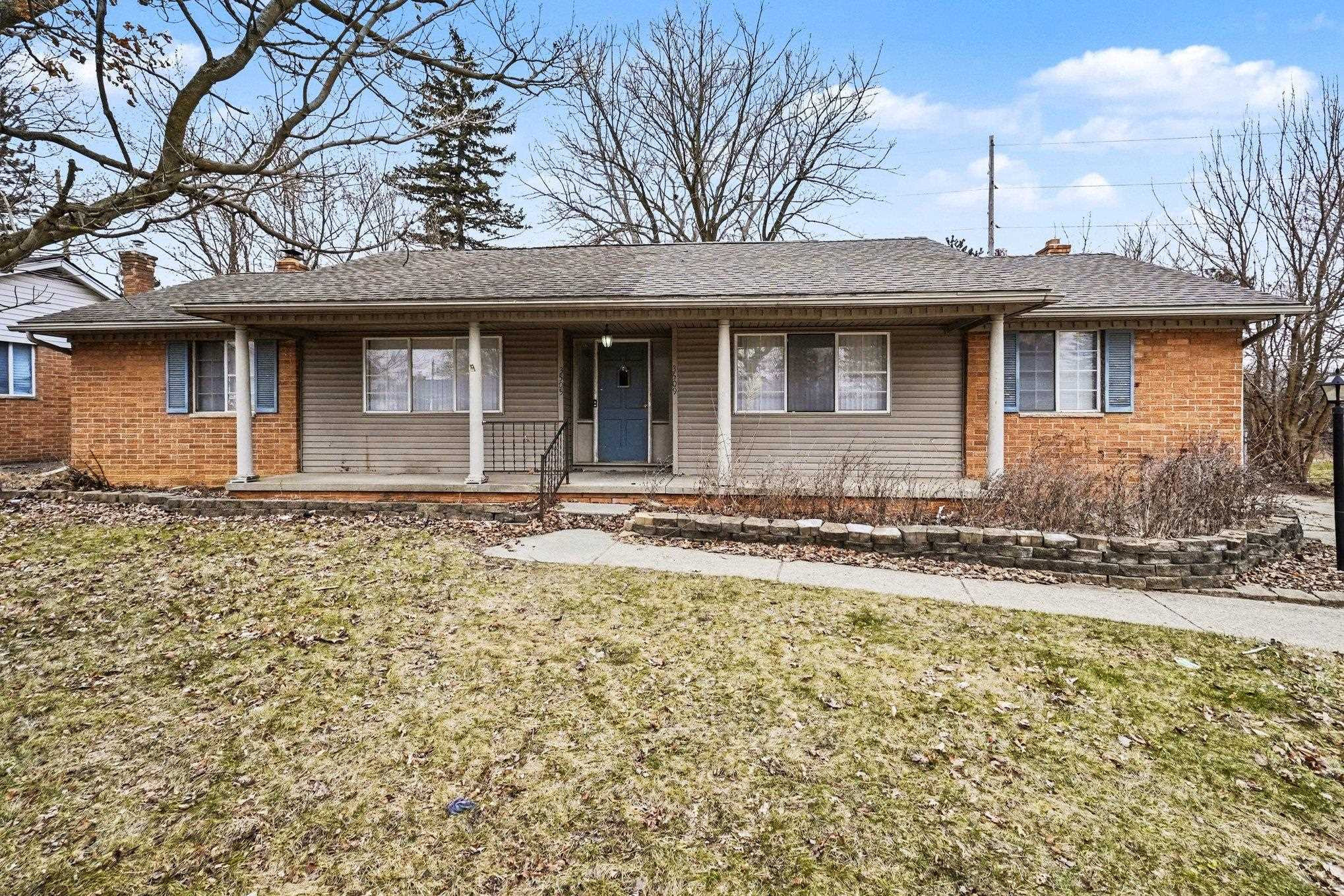 3505 Ridgecliffe Drive, Flint, MI 48532 — front exterior