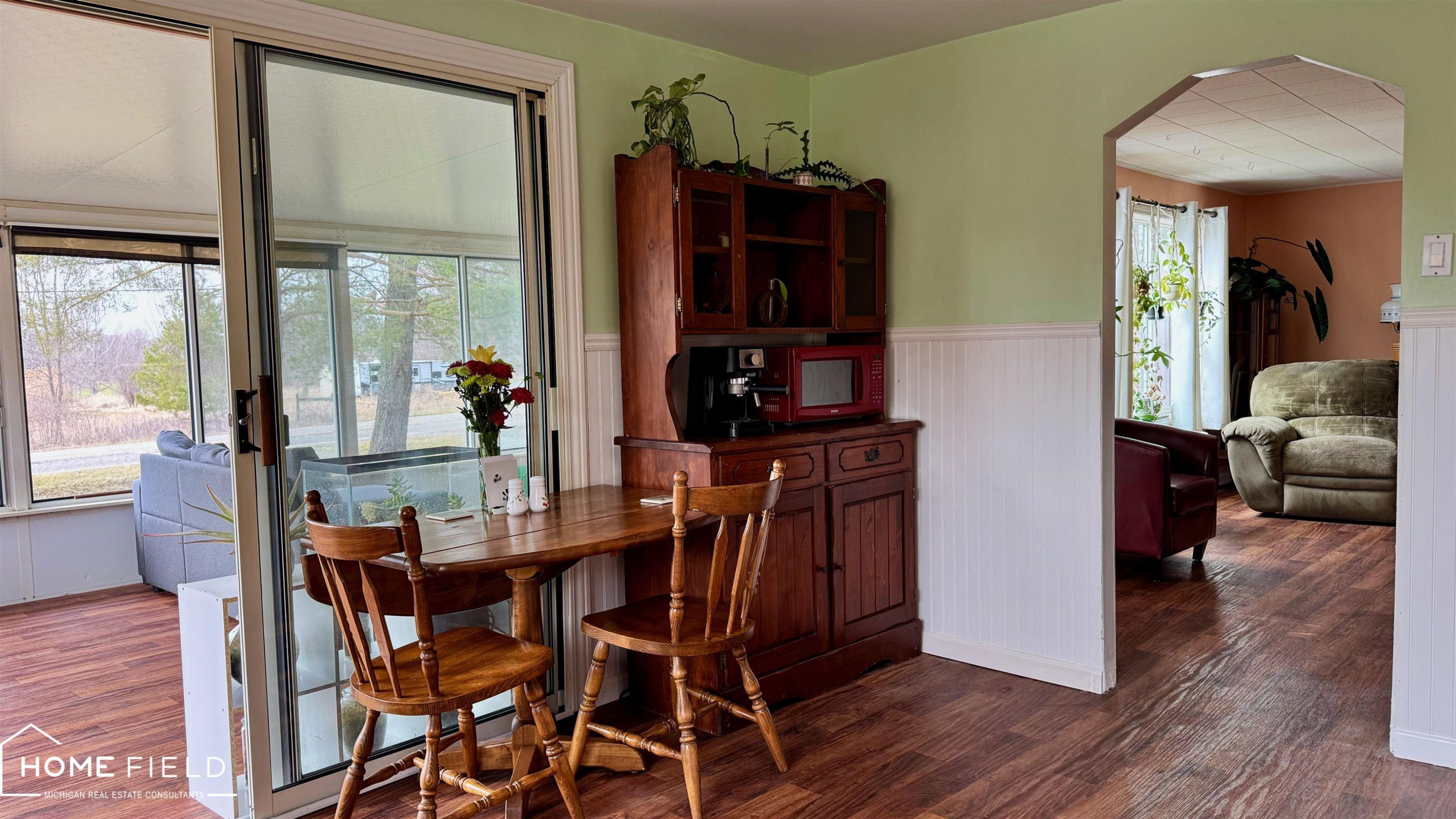 1395 Aiken Road, Owosso, MI 48867 — Photo 6