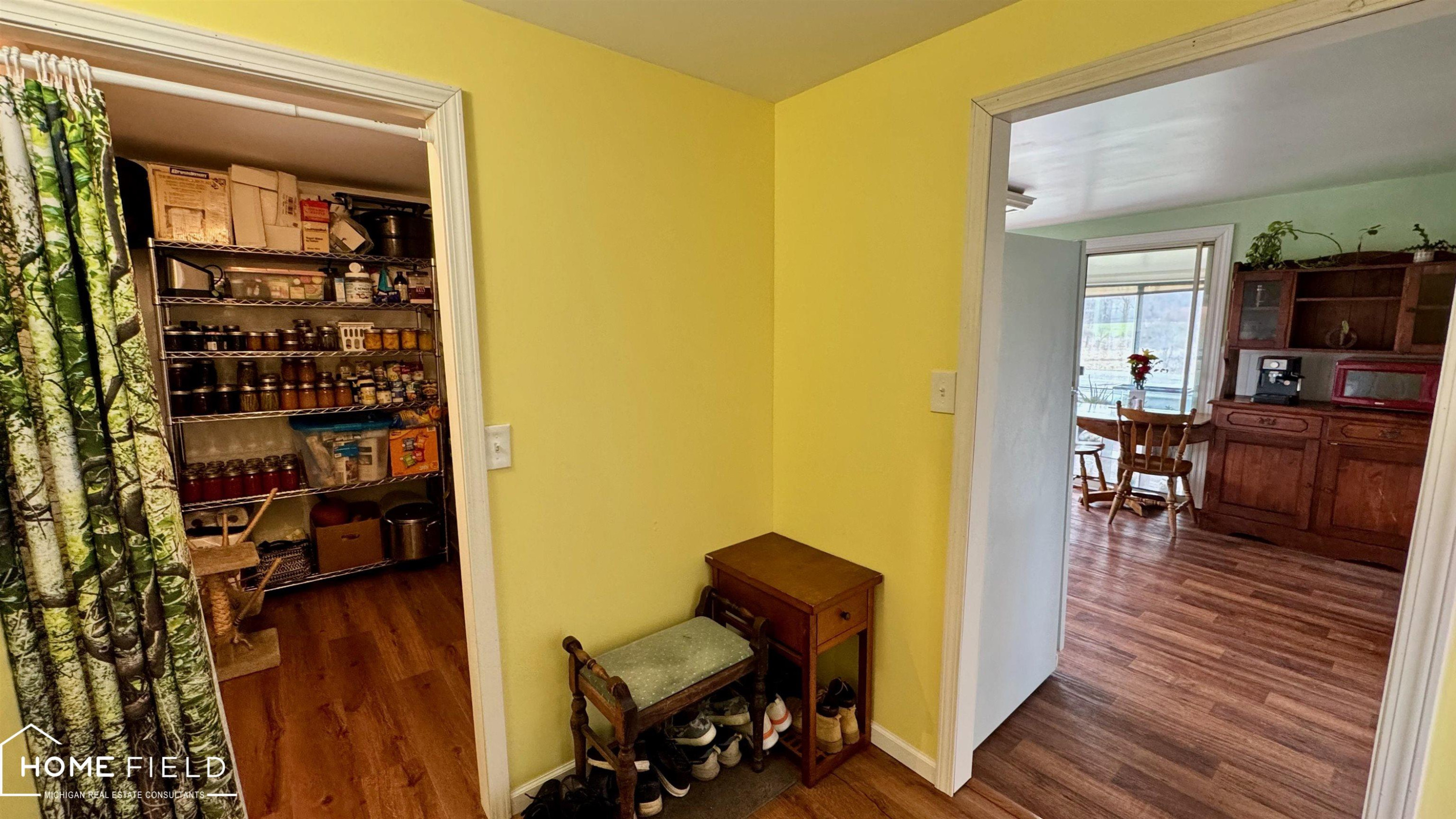 1395 Aiken Road, Owosso, MI 48867 — Photo 17