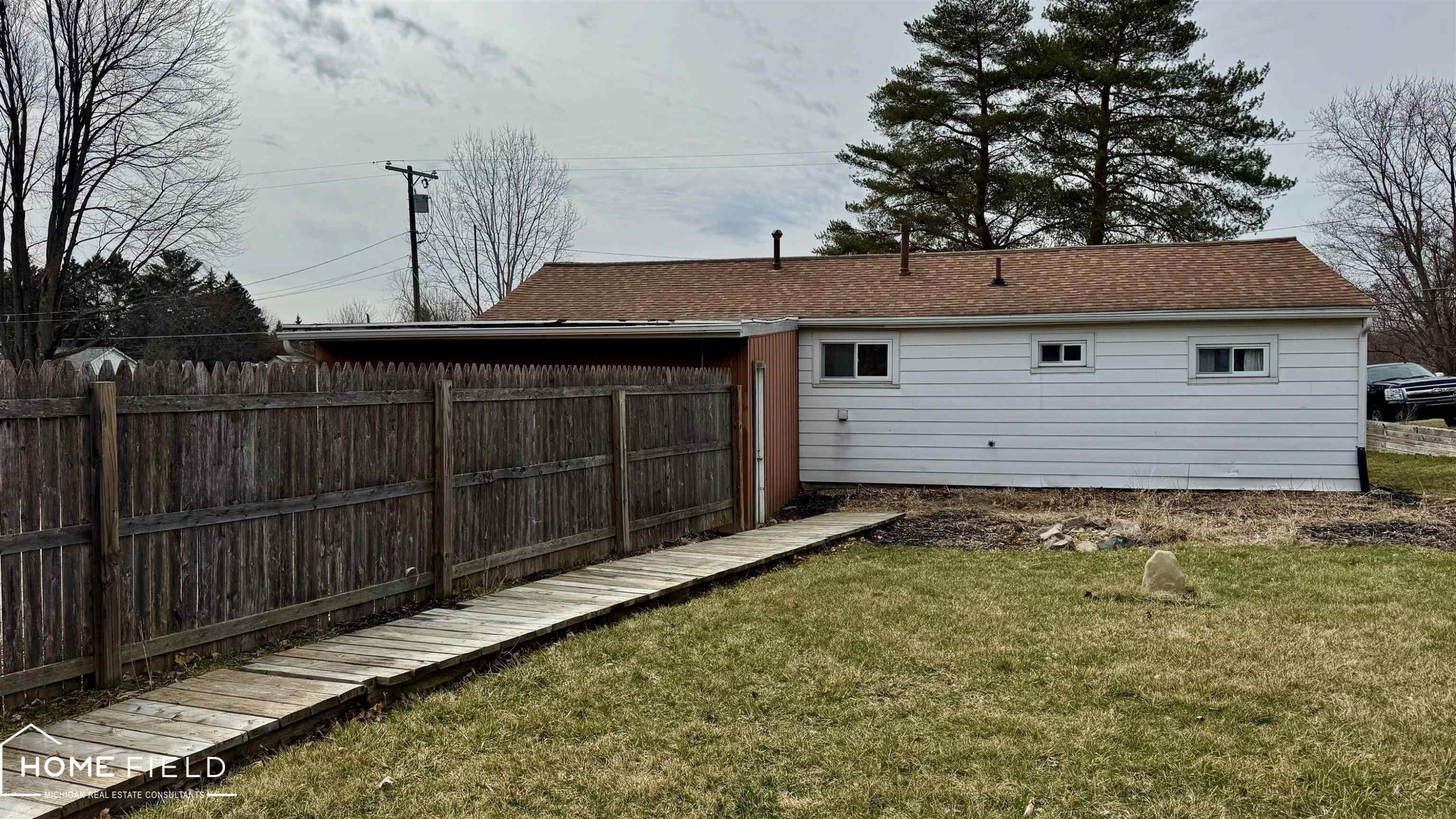 1395 Aiken Road, Owosso, MI 48867 — Photo 33