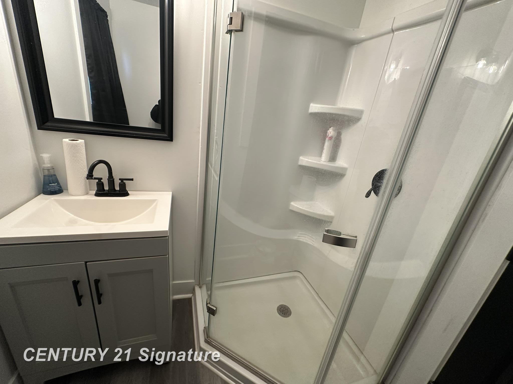 8450 N Genesee Road, Mount Morris, MI 48458 — Photo 19