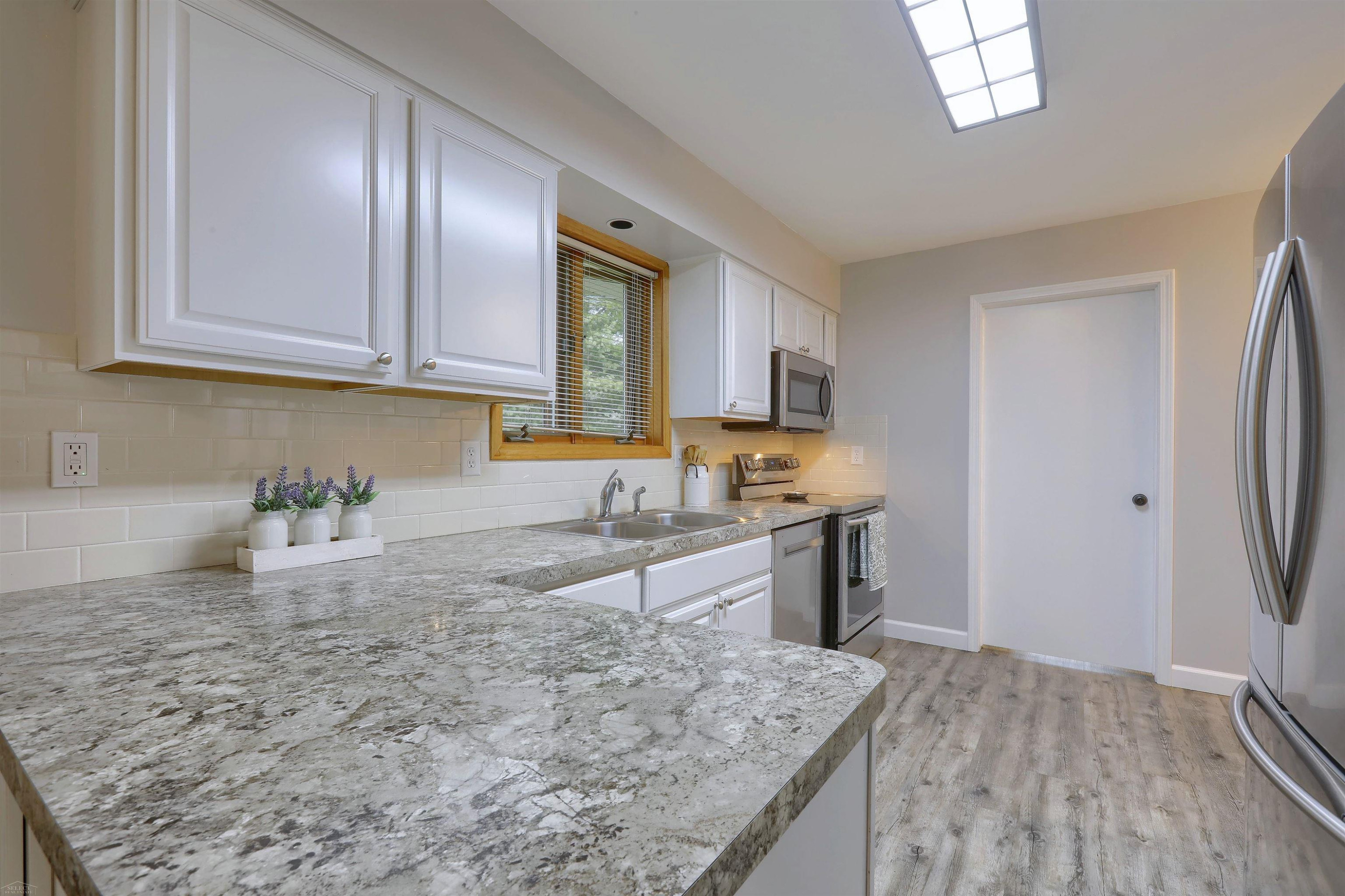 321 Myers Road, Lapeer, MI 48446 — Photo 9