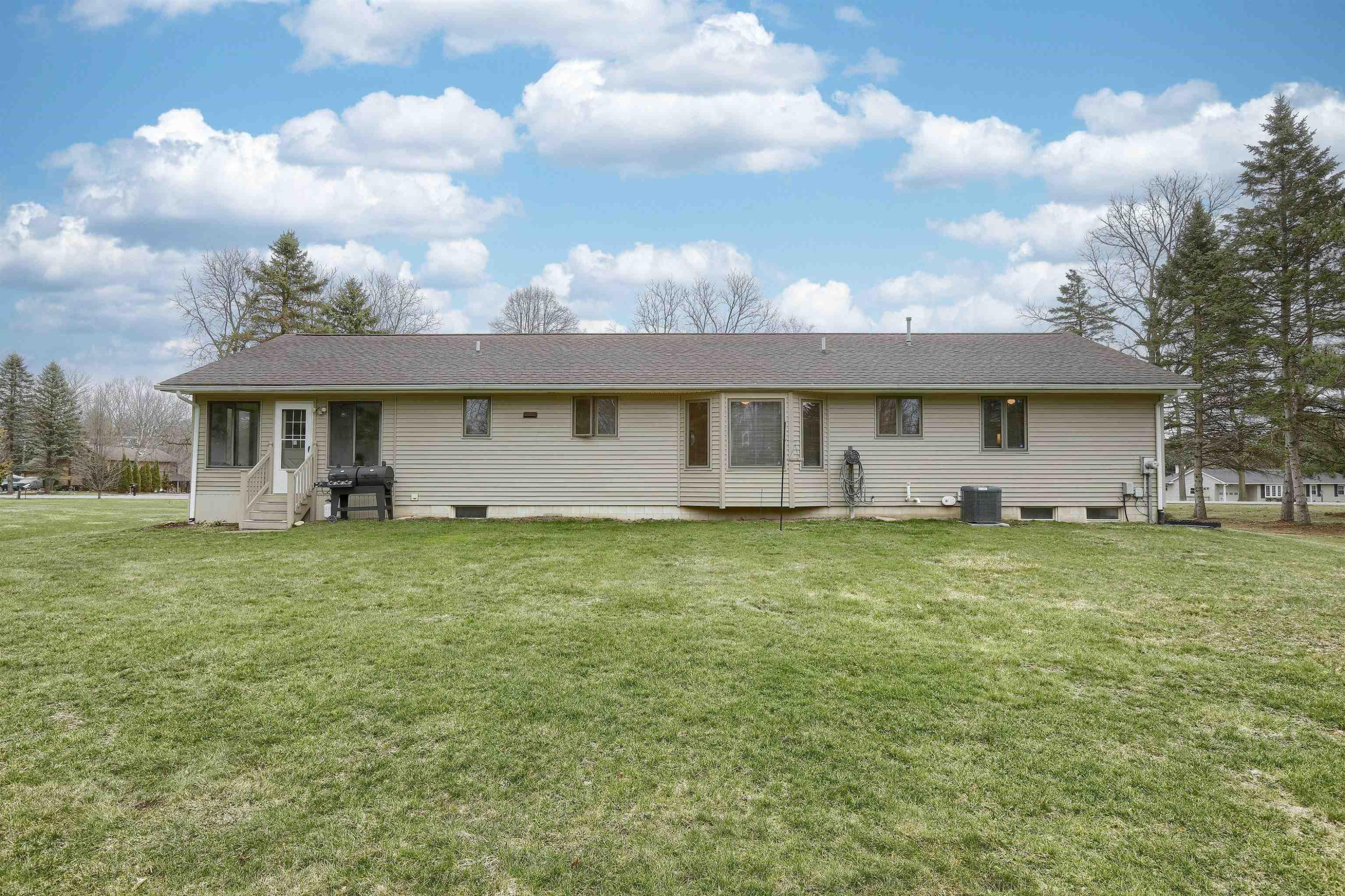 321 Myers Road, Lapeer, MI 48446 — Photo 30