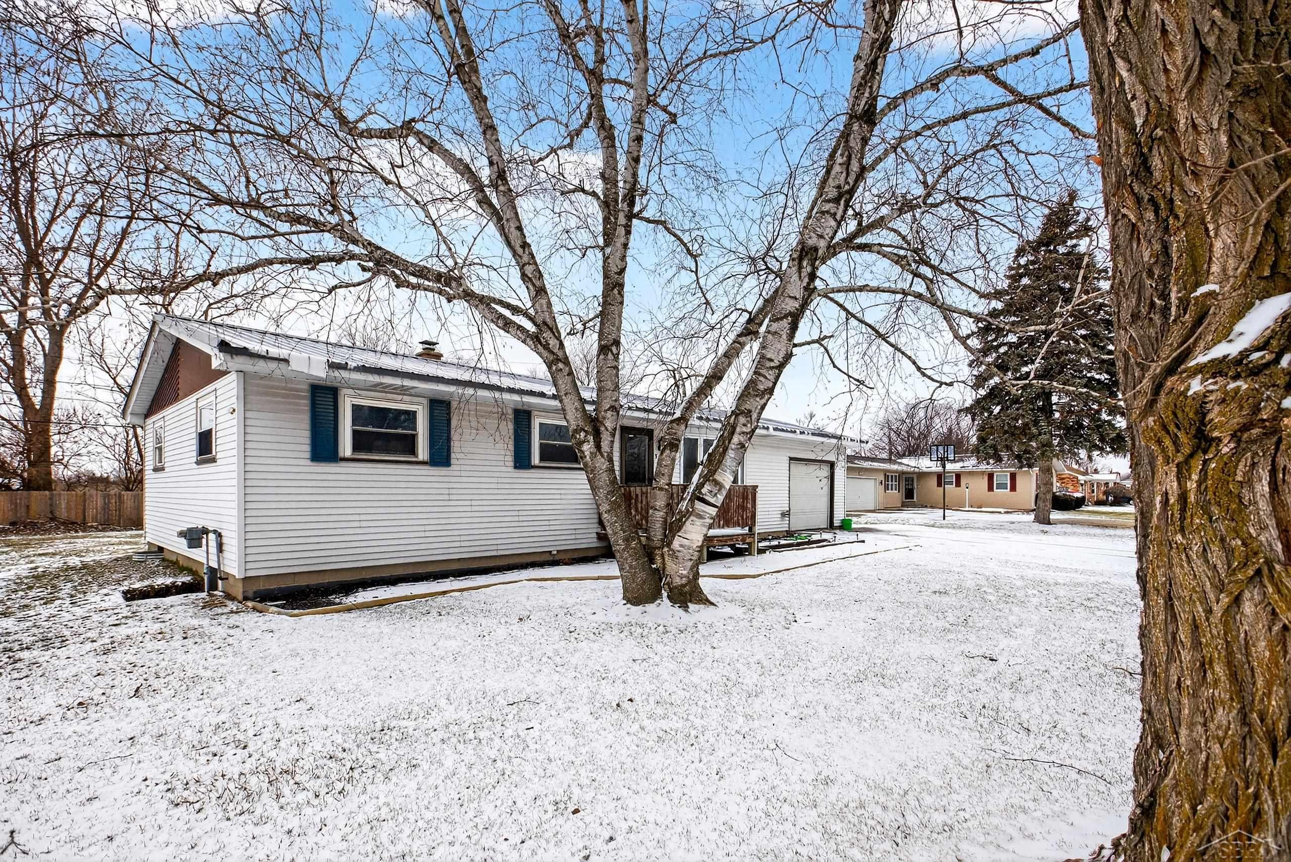 5452 Goetz Court, Bay City, MI 48706 — Photo 4