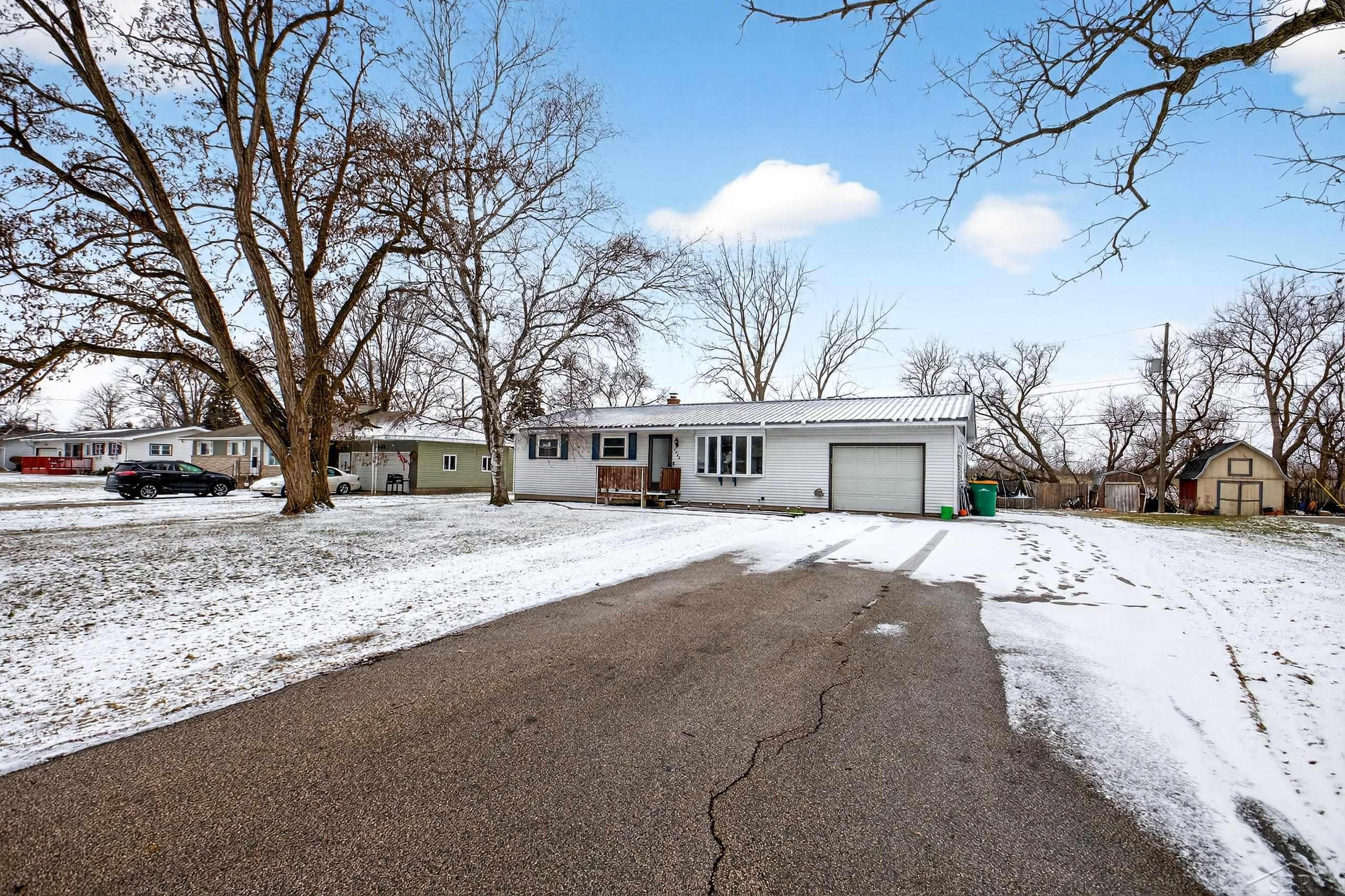 5452 Goetz Court, Bay City, MI 48706 — Photo 6