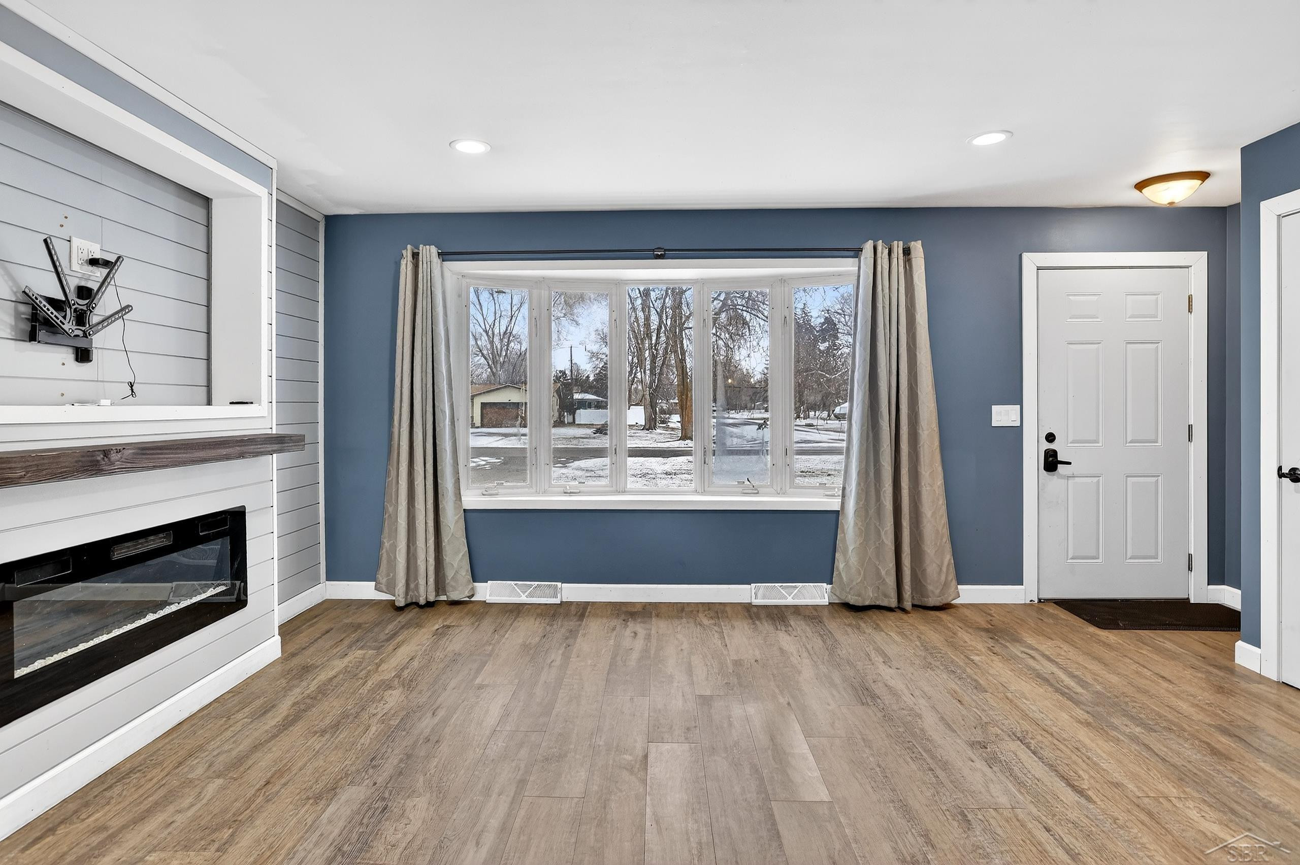 5452 Goetz Court, Bay City, MI 48706 — Photo 2