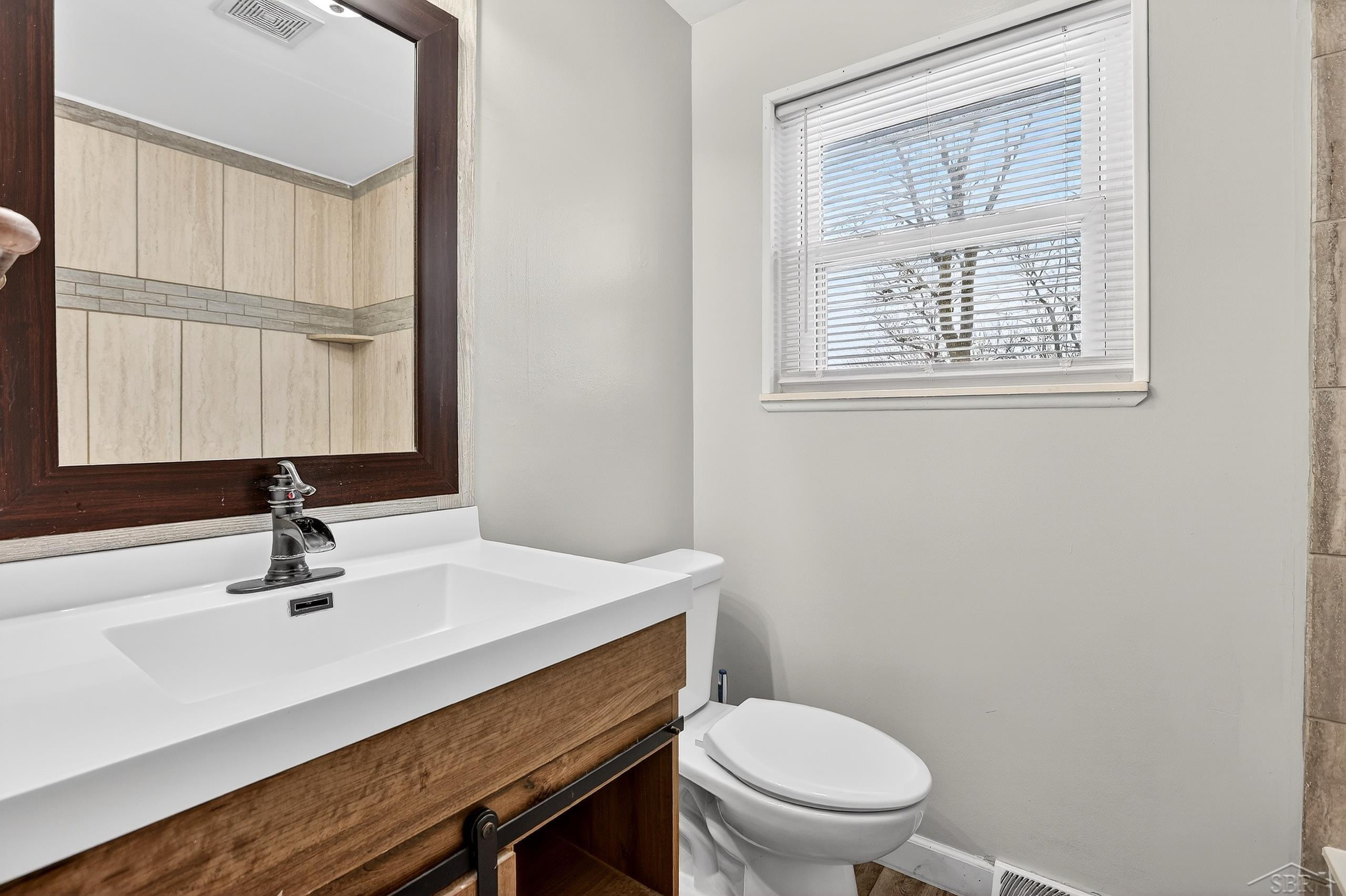 5452 Goetz Court, Bay City, MI 48706 — Photo 29