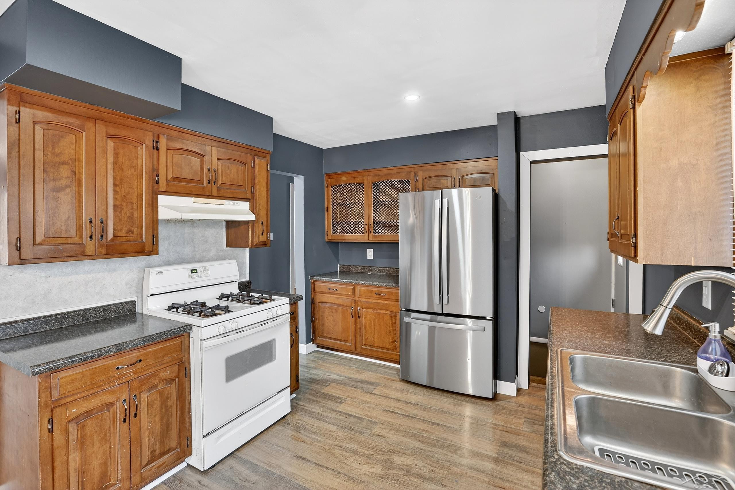 5452 Goetz Court, Bay City, MI 48706 — Photo 36