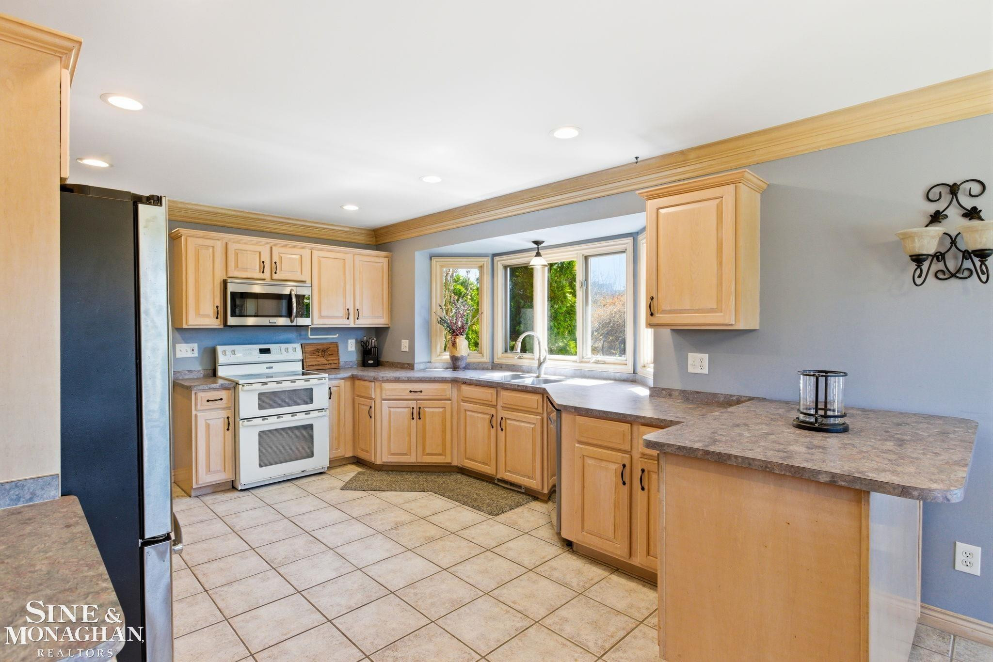 54309 Jack Drive, Macomb, MI 48042 — Photo 12