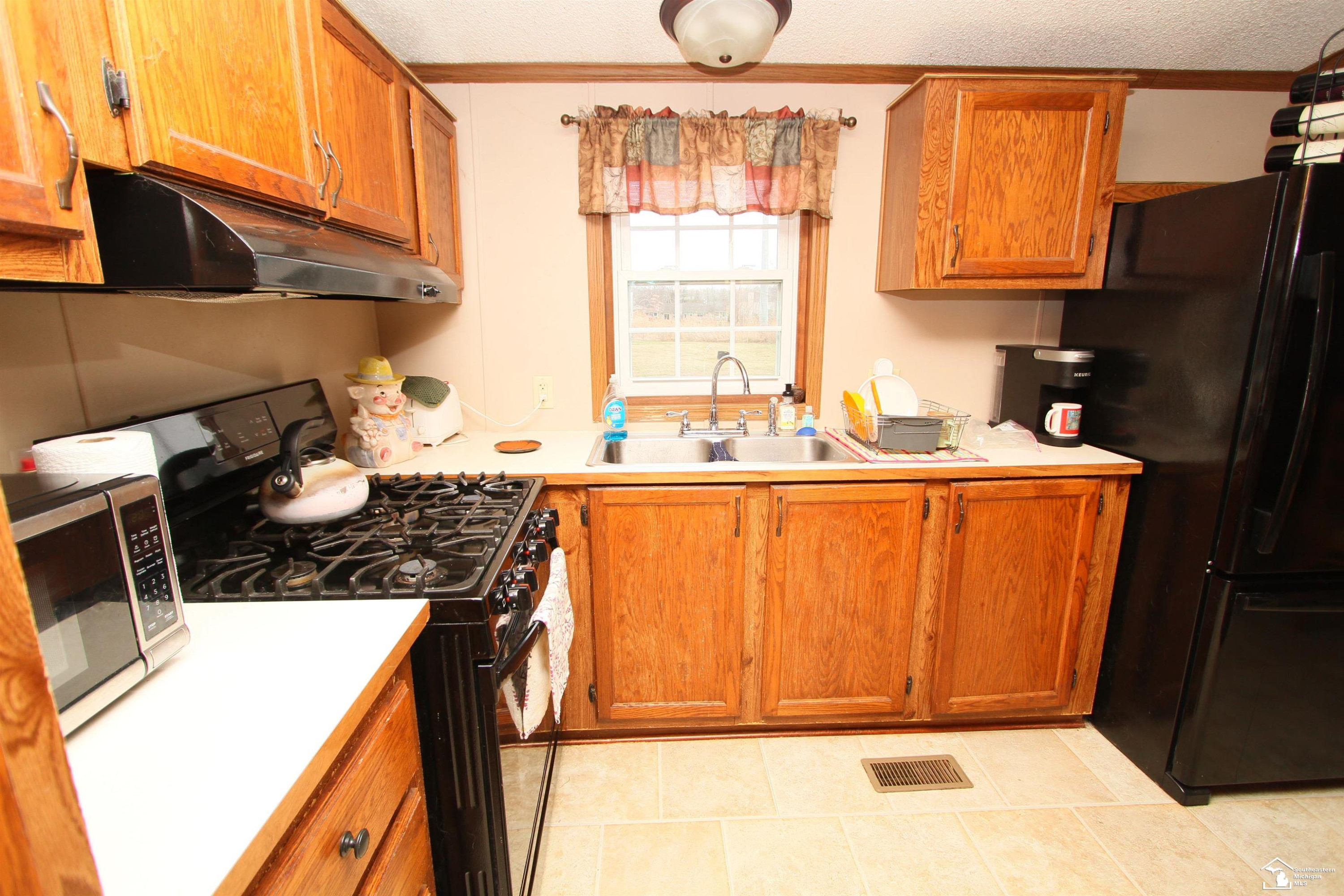 1720 Hemlock Street, MI 48162 — Photo 11