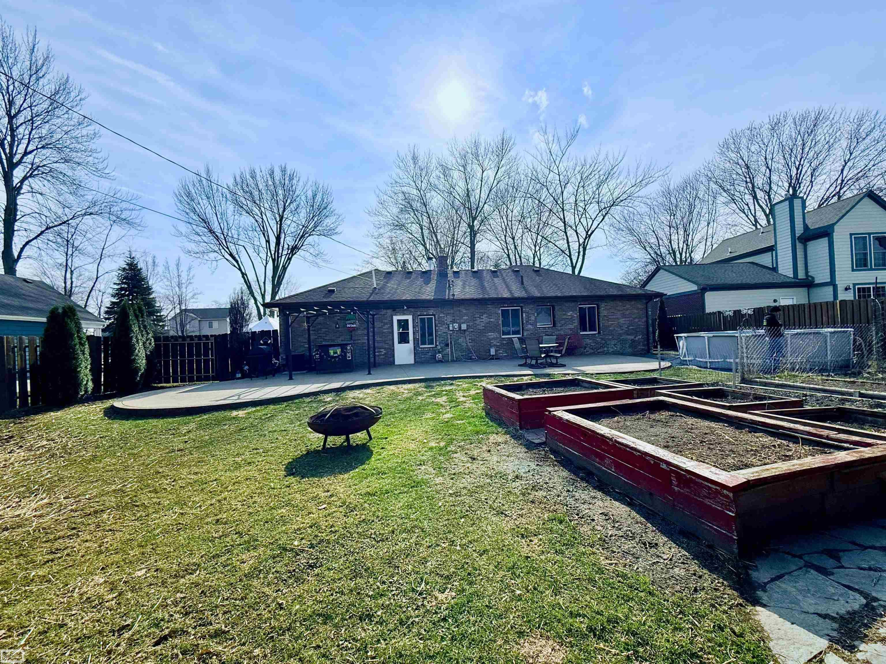 27685 Riviera Street, MI — Photo 16