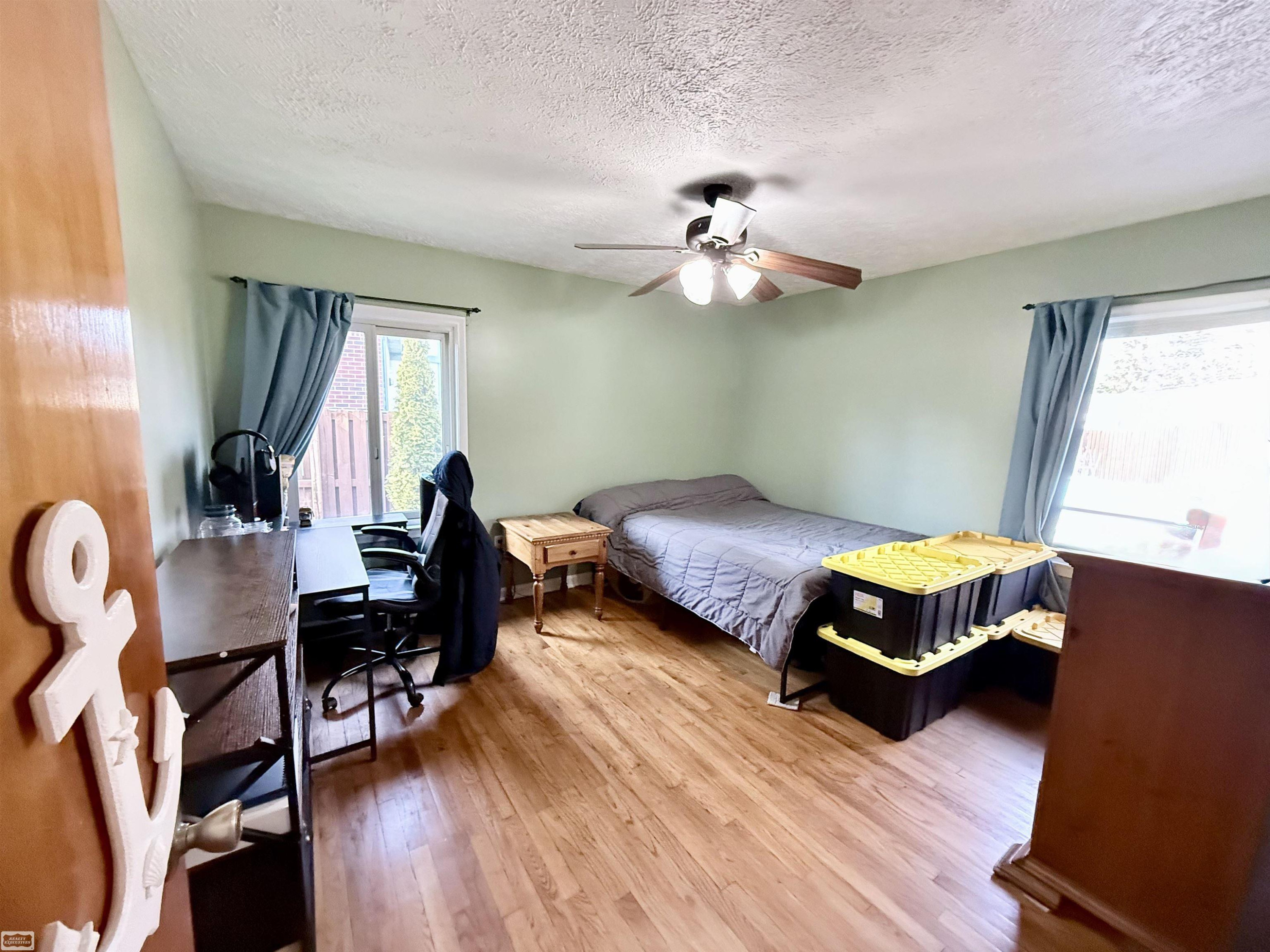 27685 Riviera Street, MI — Photo 10