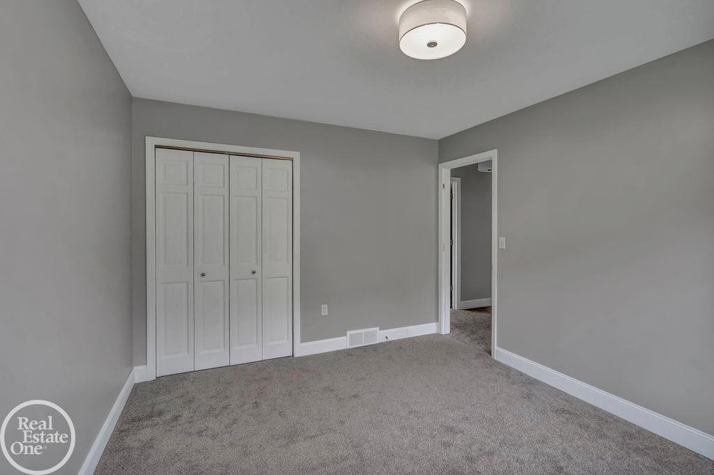 8051 Logana Road, MI 48006 — Photo 18